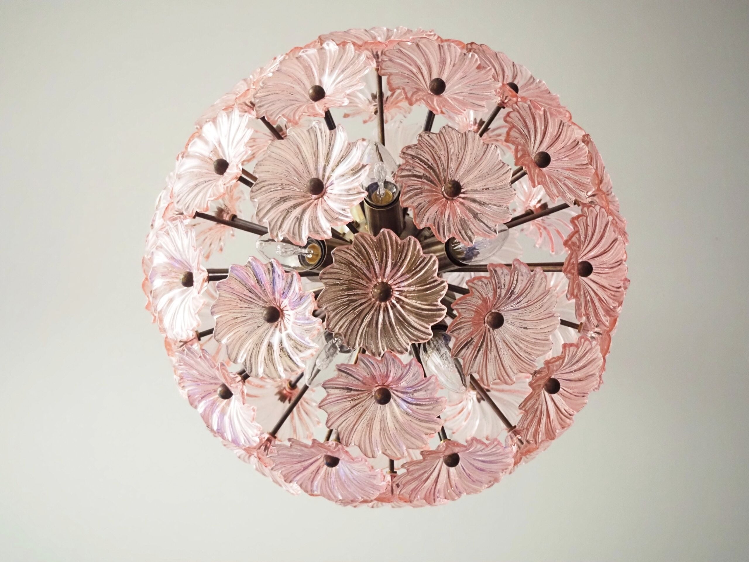 Murano Lysekrone | 51 Rosa Tusenfrydglass