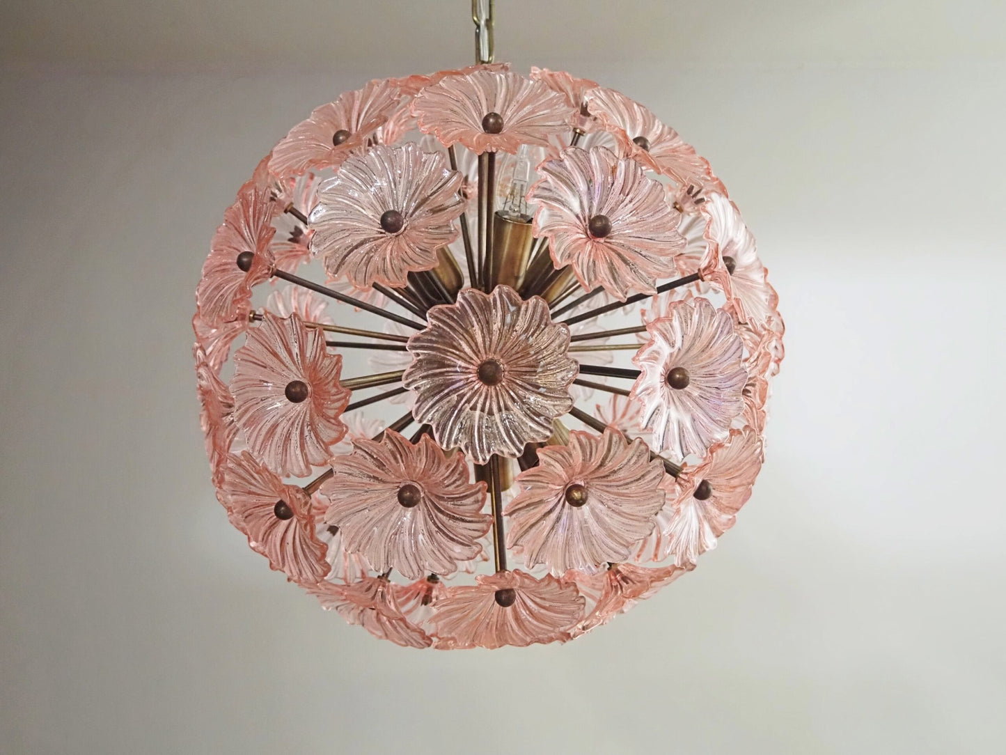 Murano Lysekrone | 51 Rosa Tusenfrydglass