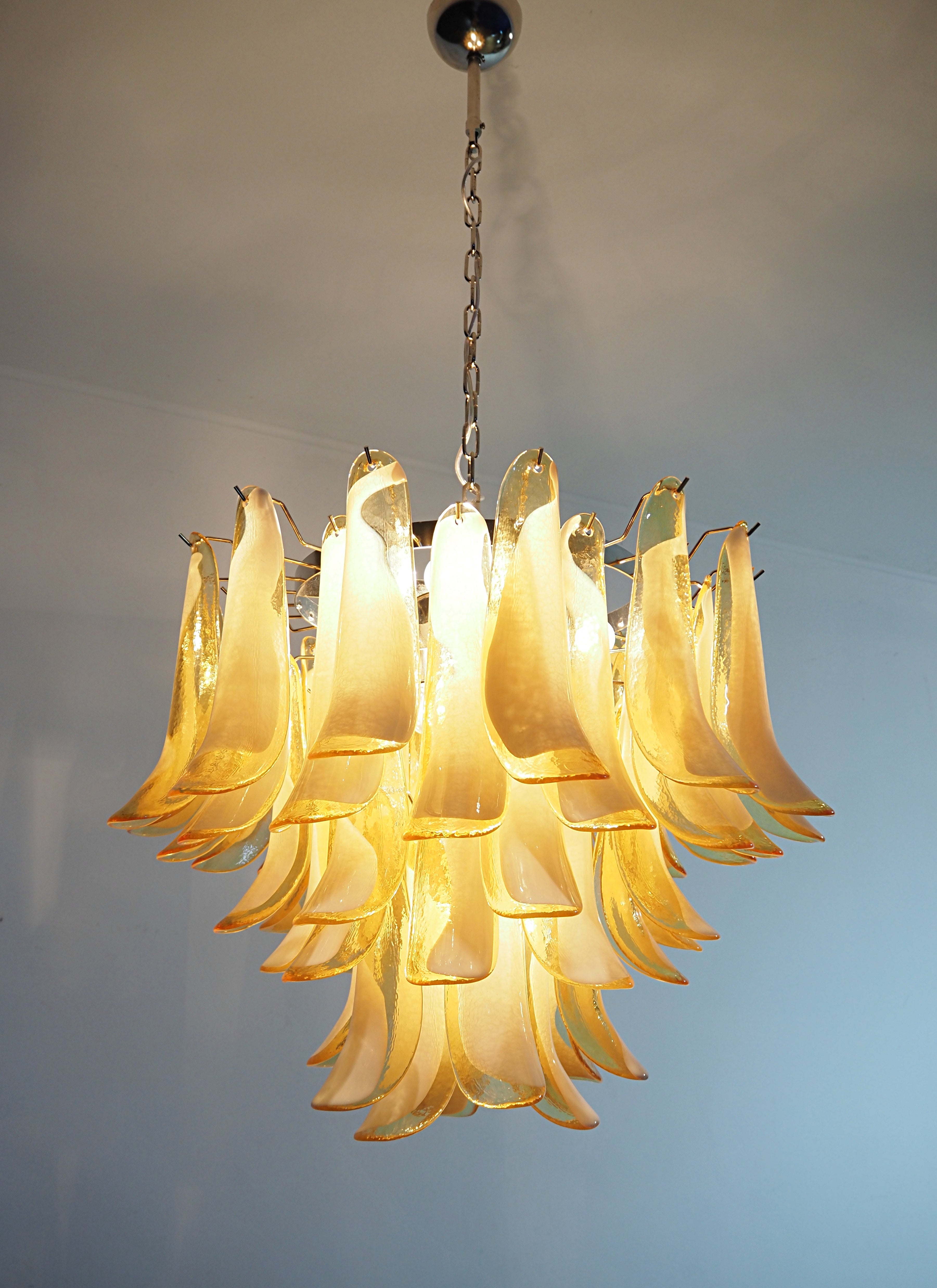 Murano Chandelier – 53 Caramel Petal Glass – detail 6 – Murano Classics