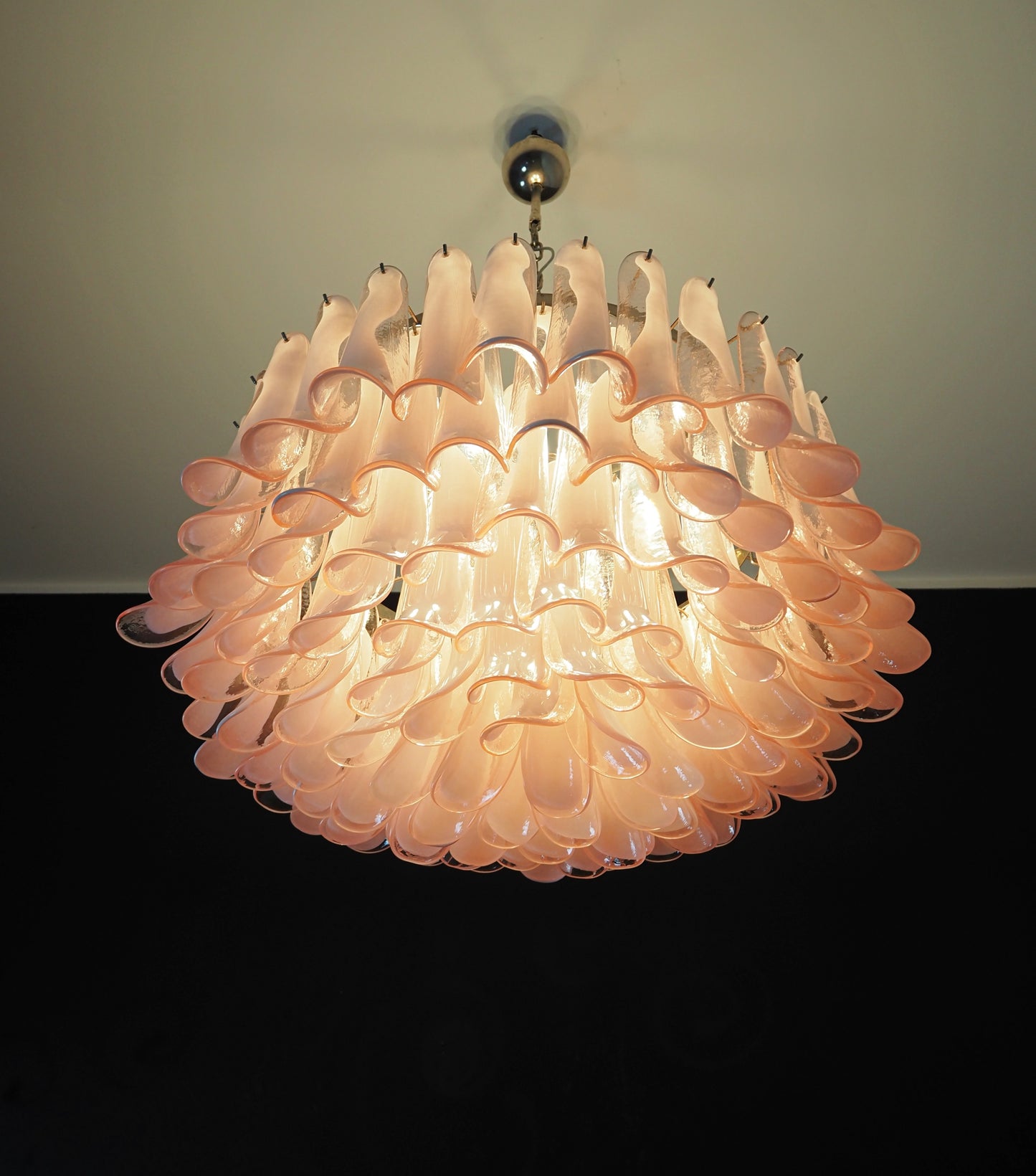 Murano-kroonluchter | 101 Roze Mazzega Petal Glas