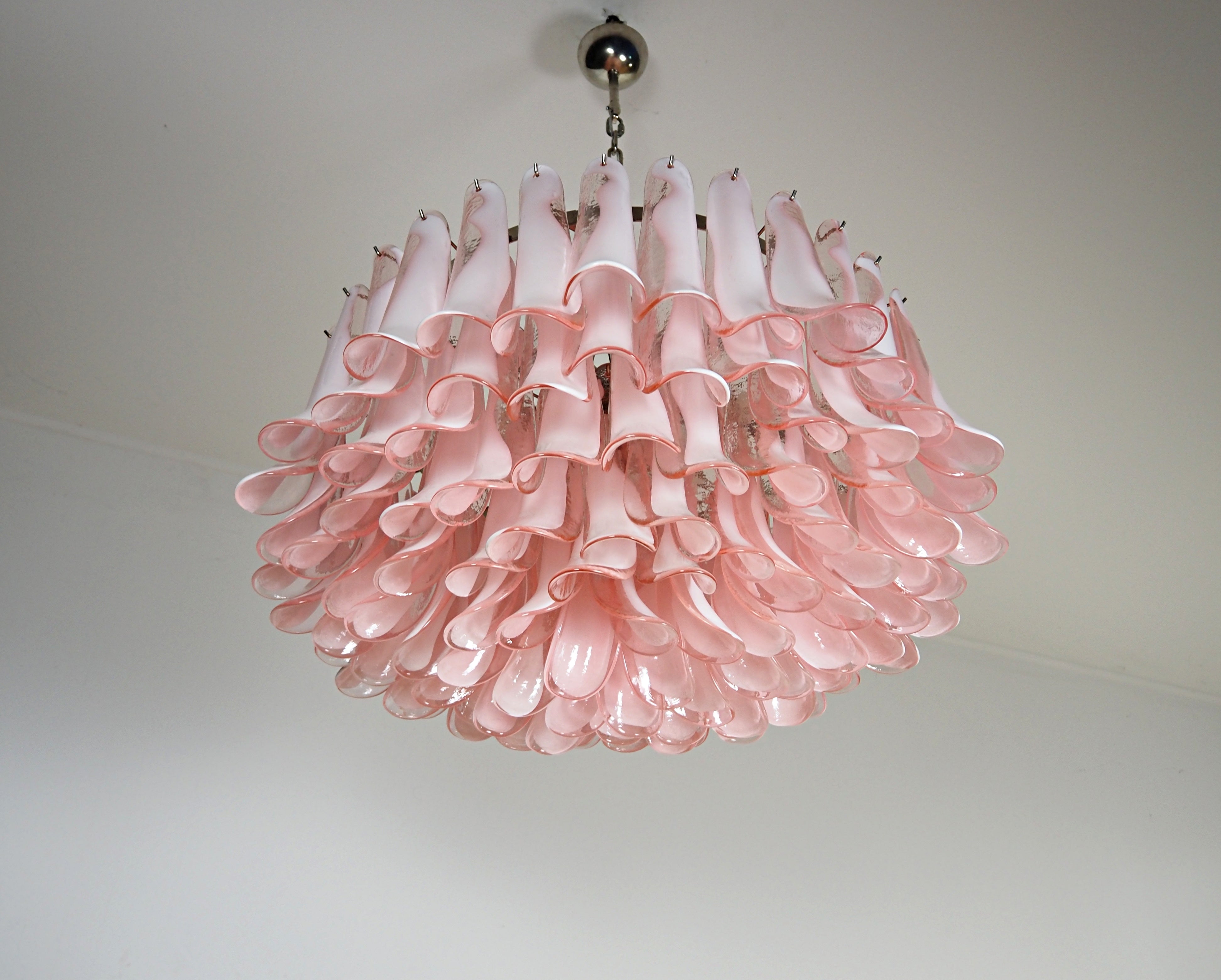 Murano Chandelier – 101 Pink Petal Glass – detail 5 – Murano Classics