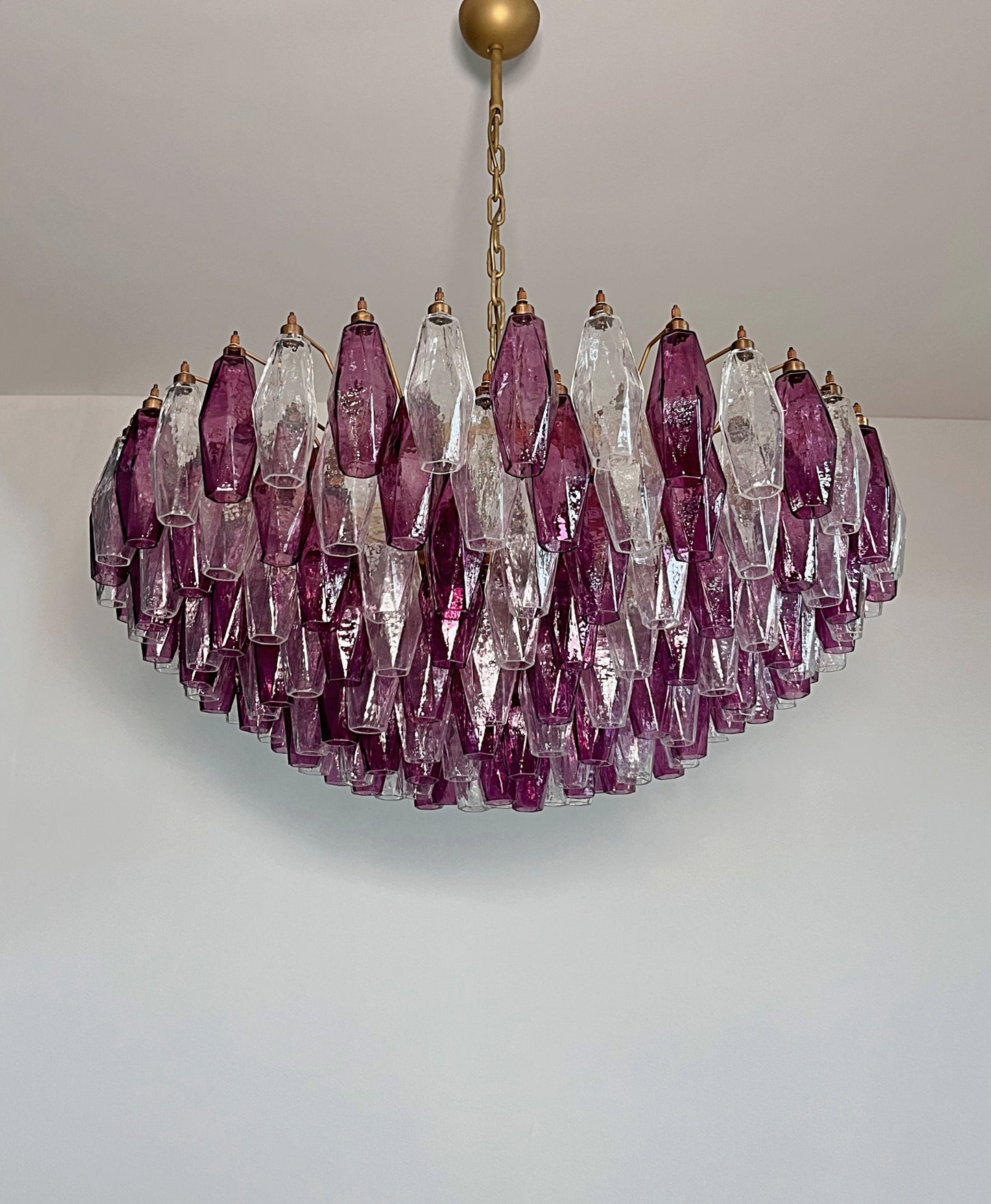 Murano Kroonluchter | 185 Paarse en Heldere Poliedri Glas