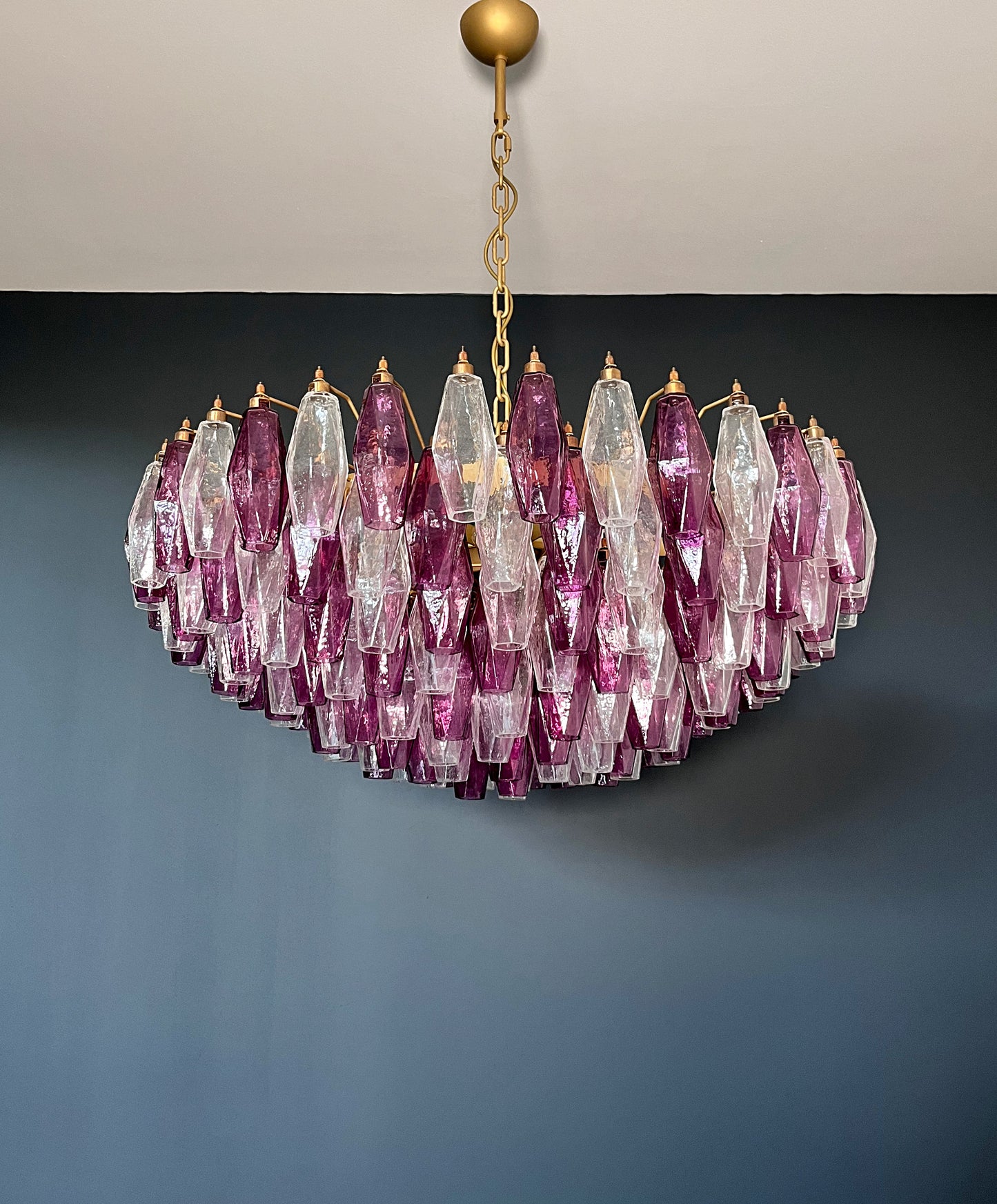 Murano Kroonluchter | 185 Paarse en Heldere Poliedri Glas