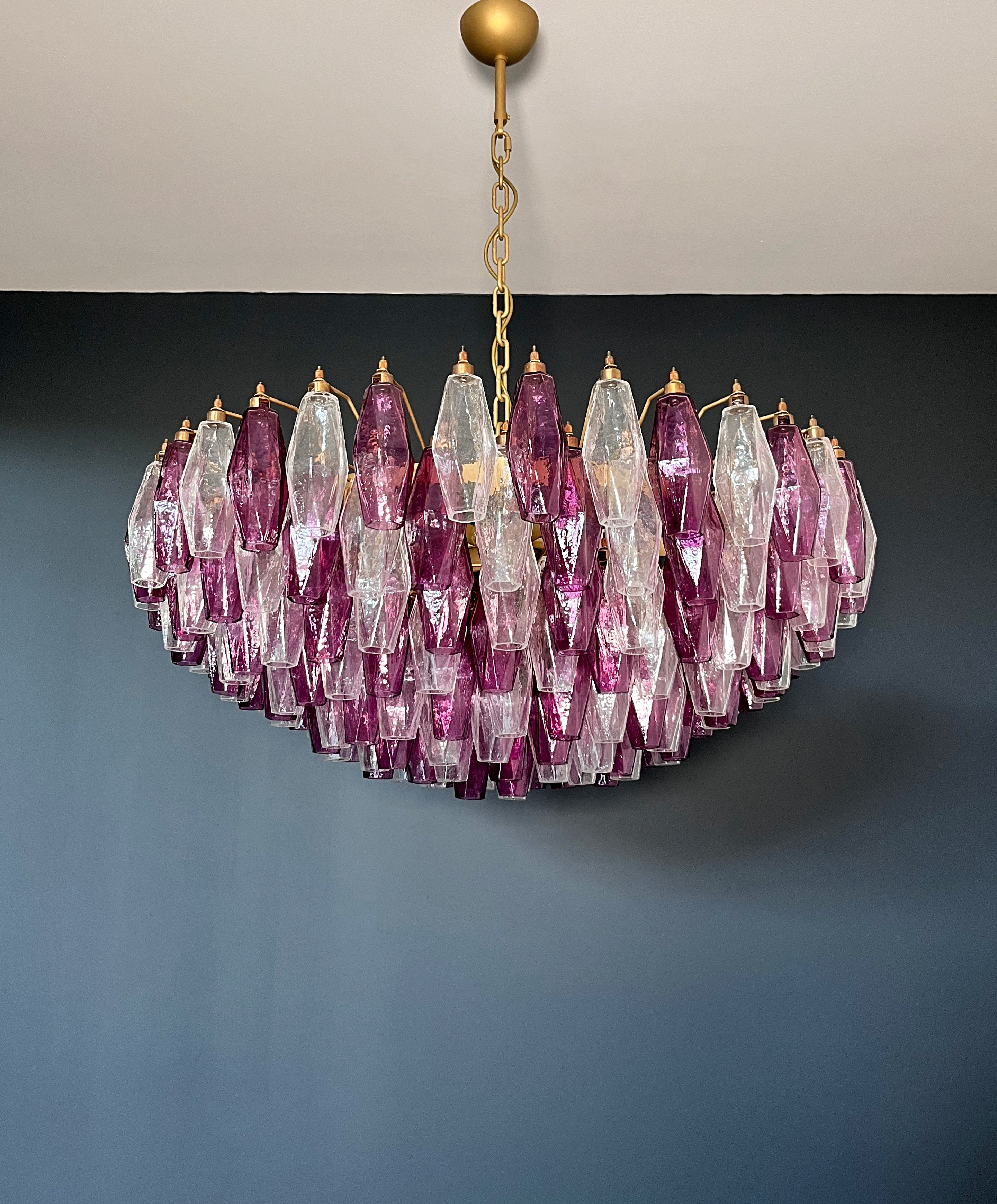 Lampadario Murano – 185 Vetri Poliedri Viola e Trasparenti – Murano Classics
