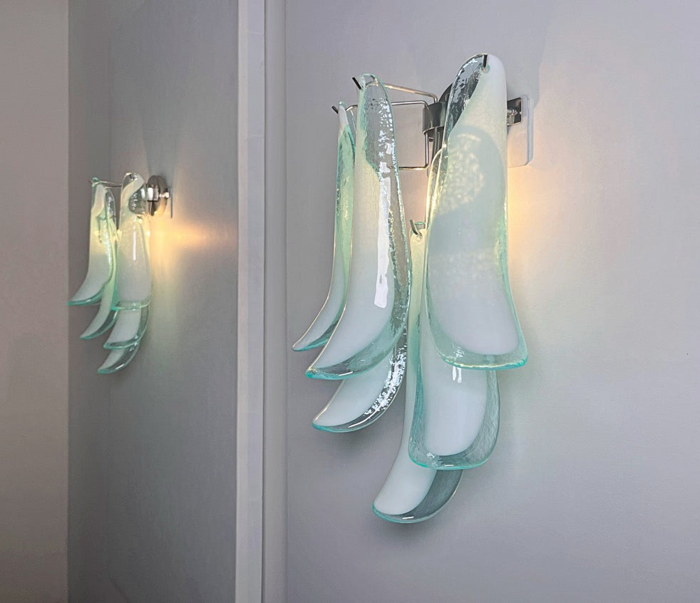 Murano Wandlampe – 6 Türkise Lattimo Blütenblattglas – 2er-Set – Detail 7 – Murano Classics