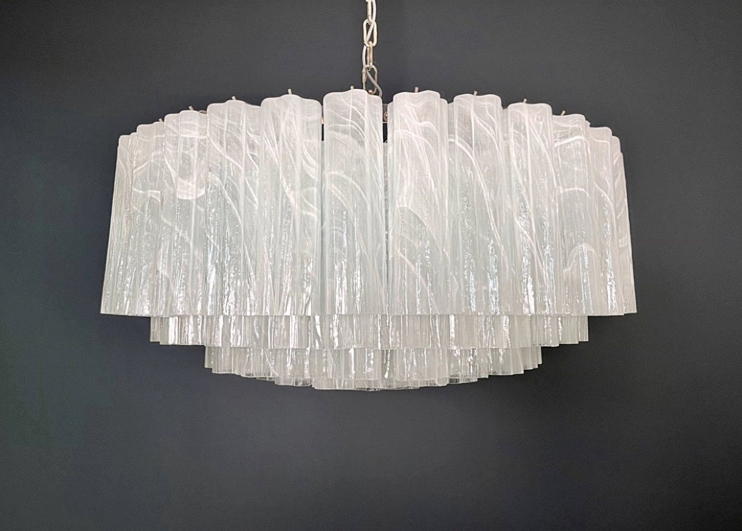 Murano Lysekrone | 101 Hvite Alabaster Rørglass