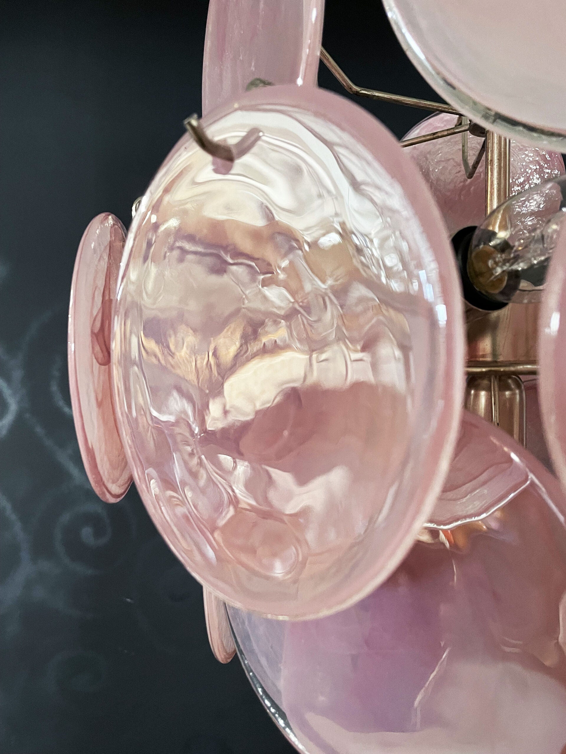 Murano Chandelier – 24 Pink Disc Glass – detail 8 – Murano Classics