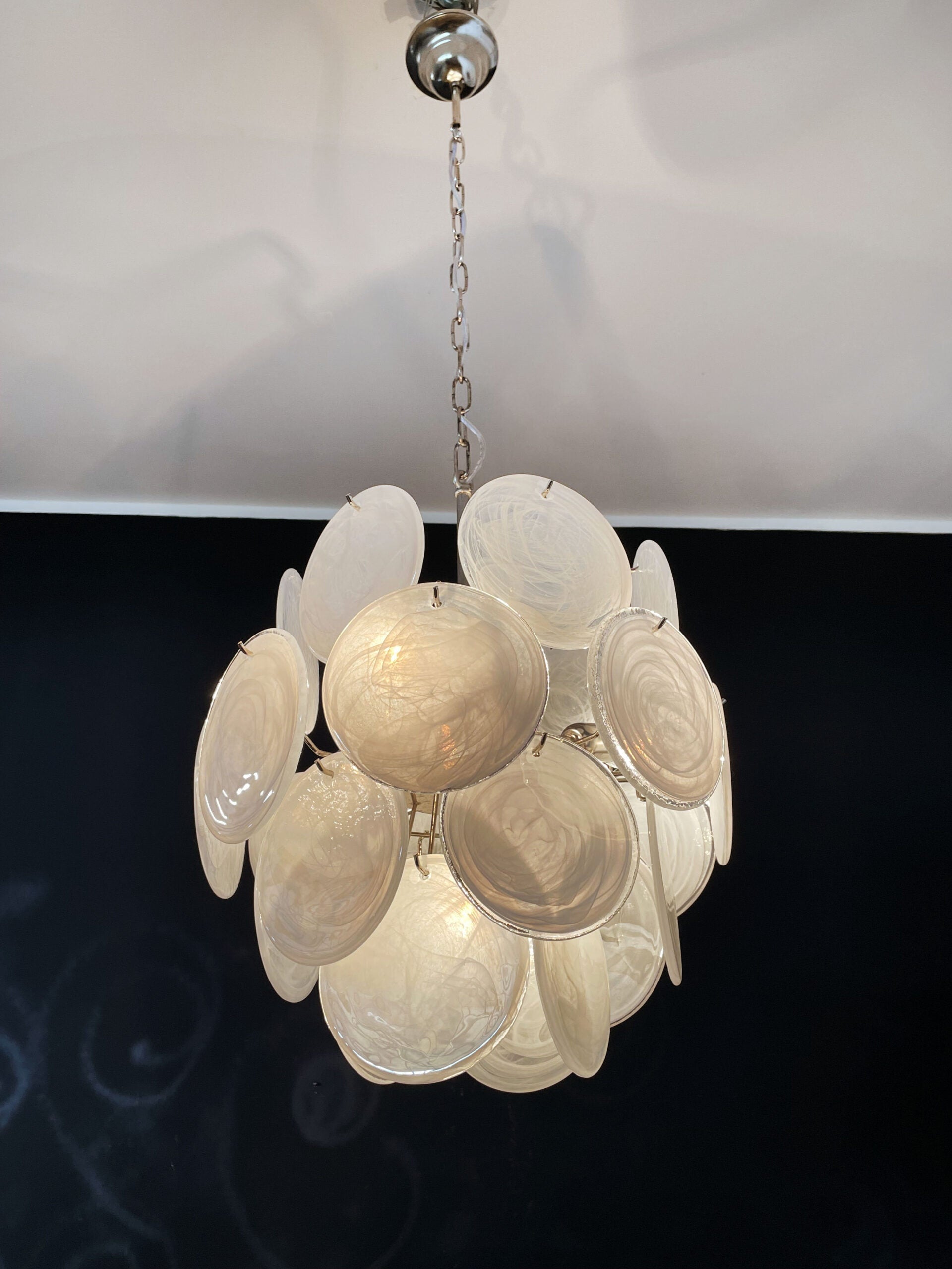 Murano Chandelier – 24 White Disc Glass – detail 10 – Murano Classics