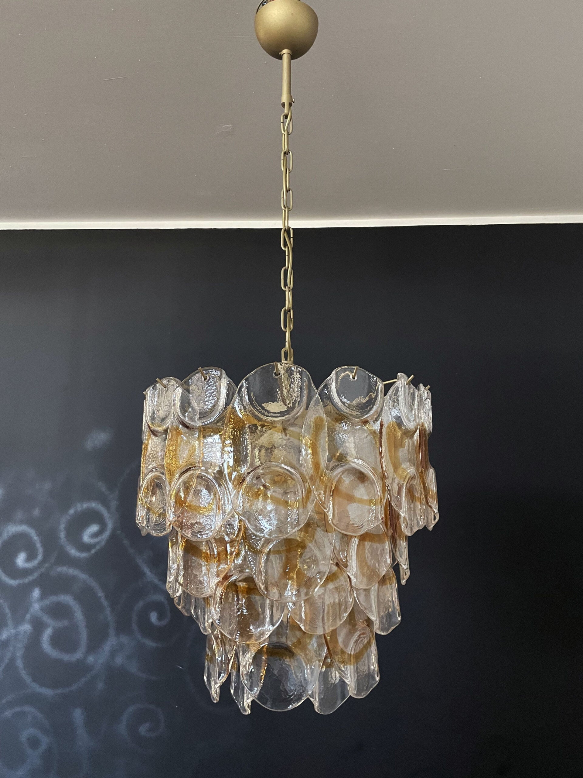 Lustre Murano – 41 Verres Crostoli Jaunes – détail 3 – Murano Classics