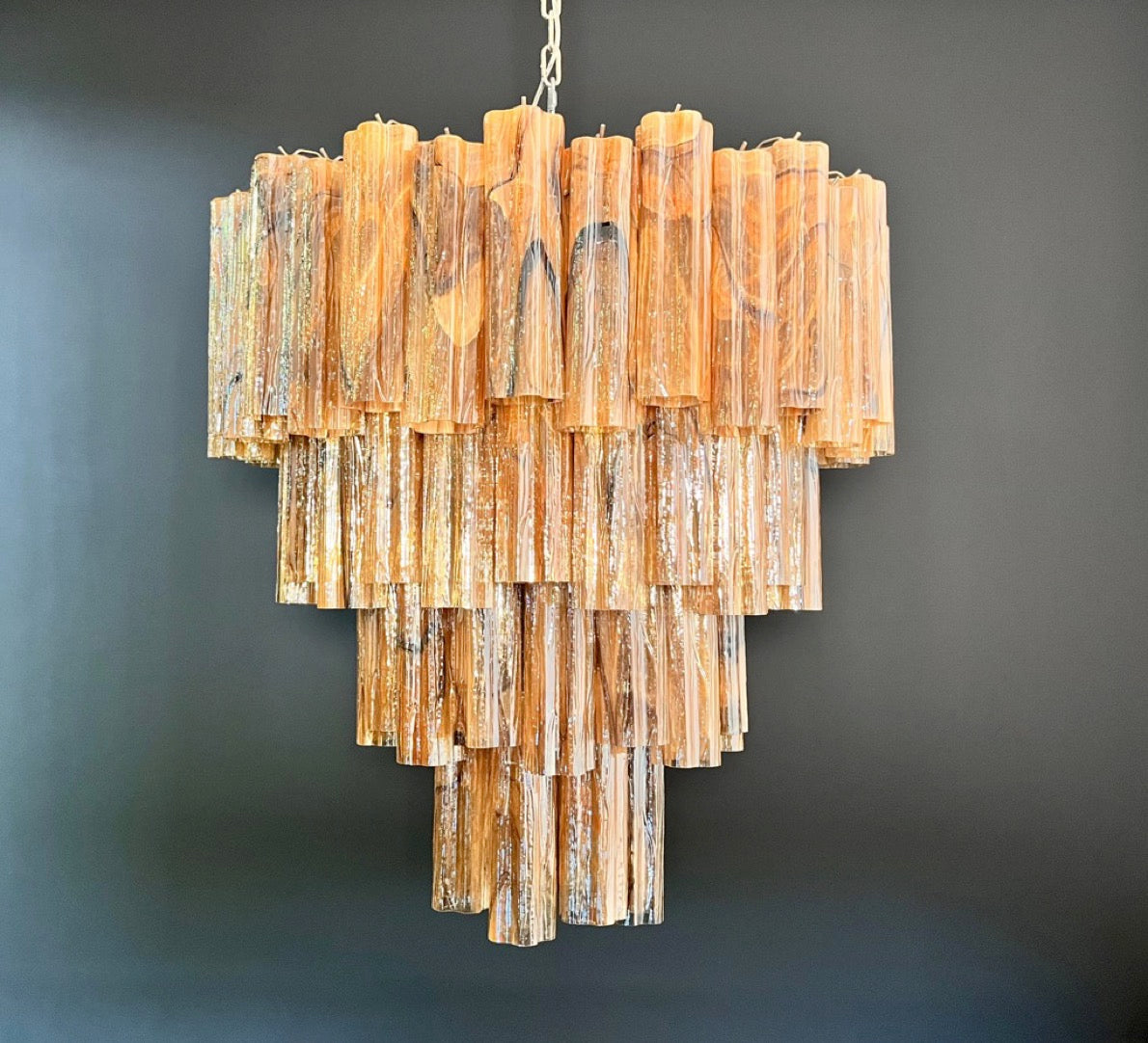 Murano Lysekrone | 80 Gule Alabaster Sorte Rørglass