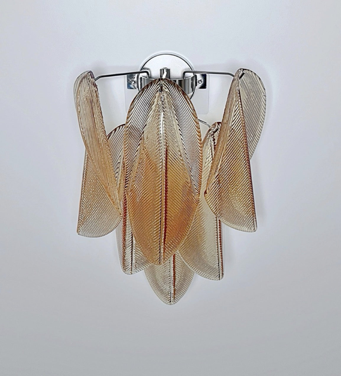 Pair of Vintage Italian Murano wall lights – 12 “rondini” amber glass