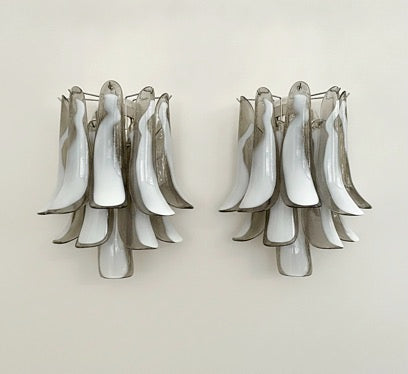 Pair of Vintage Italian Murano wall lights – Mazzega – 10 smoked lattimo glass petals