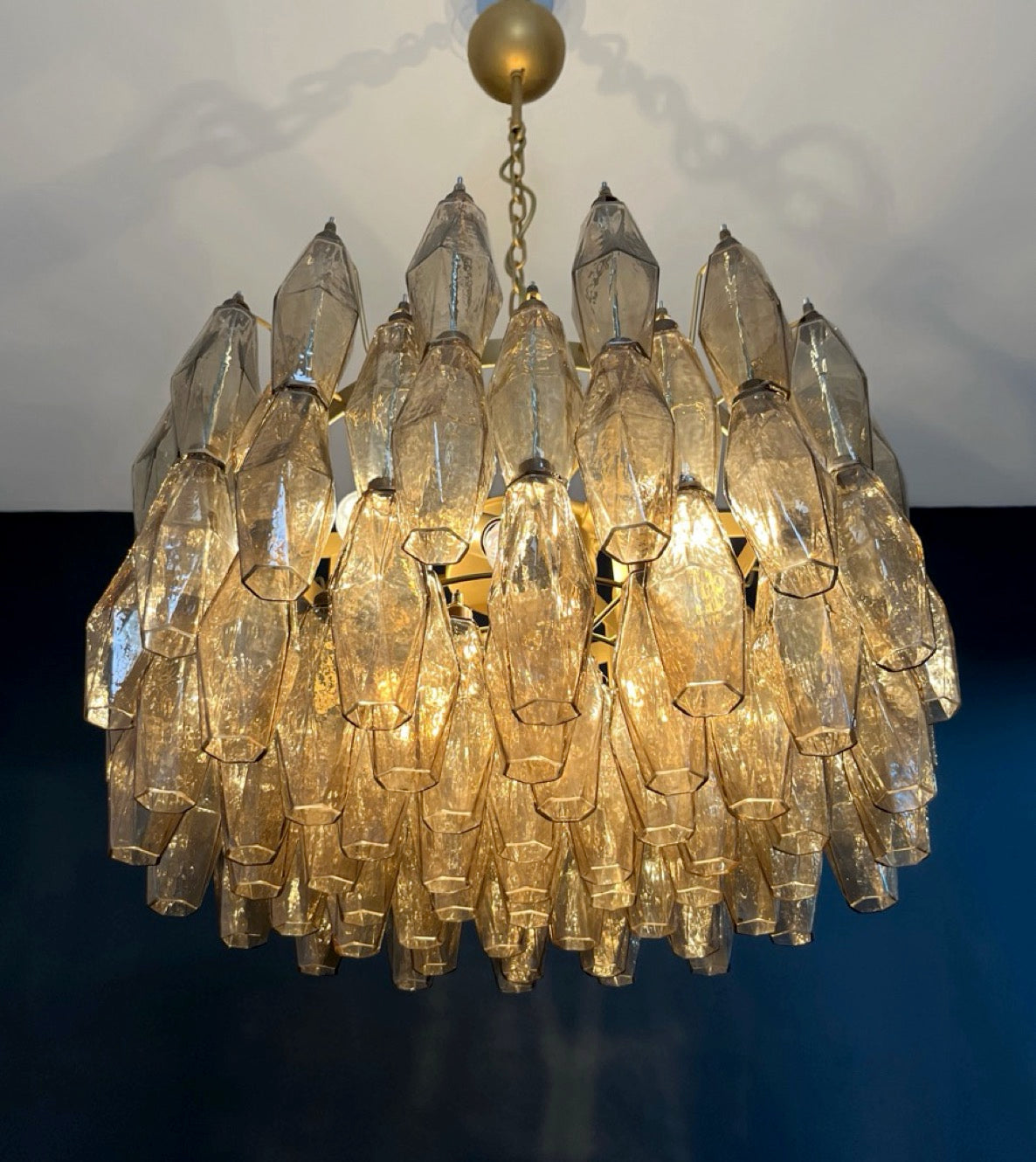 Amazing Murano glass Candelier – 107 smoked poliedri