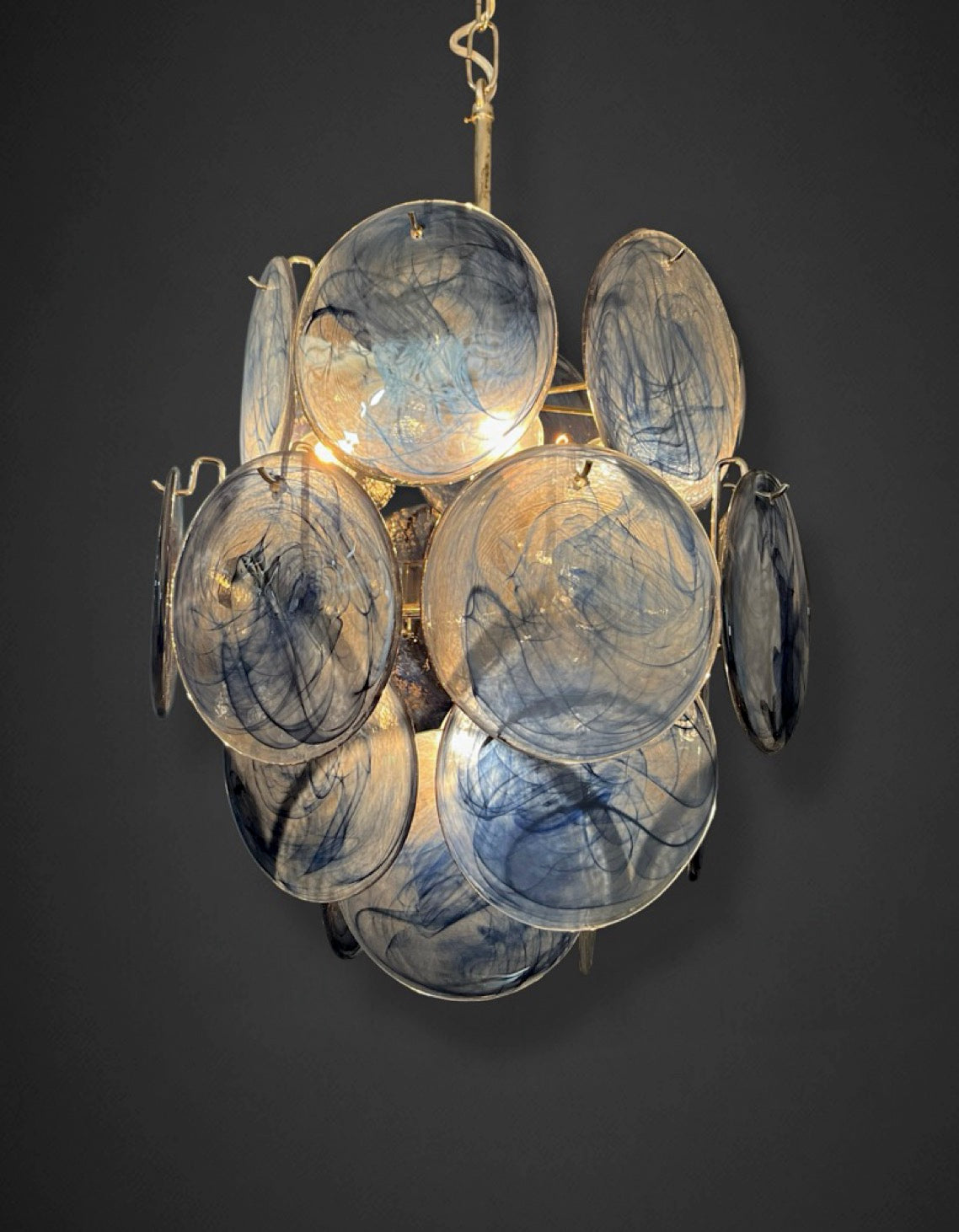 Vintage Italian Murano chandelier – 24 blackboard blue disks