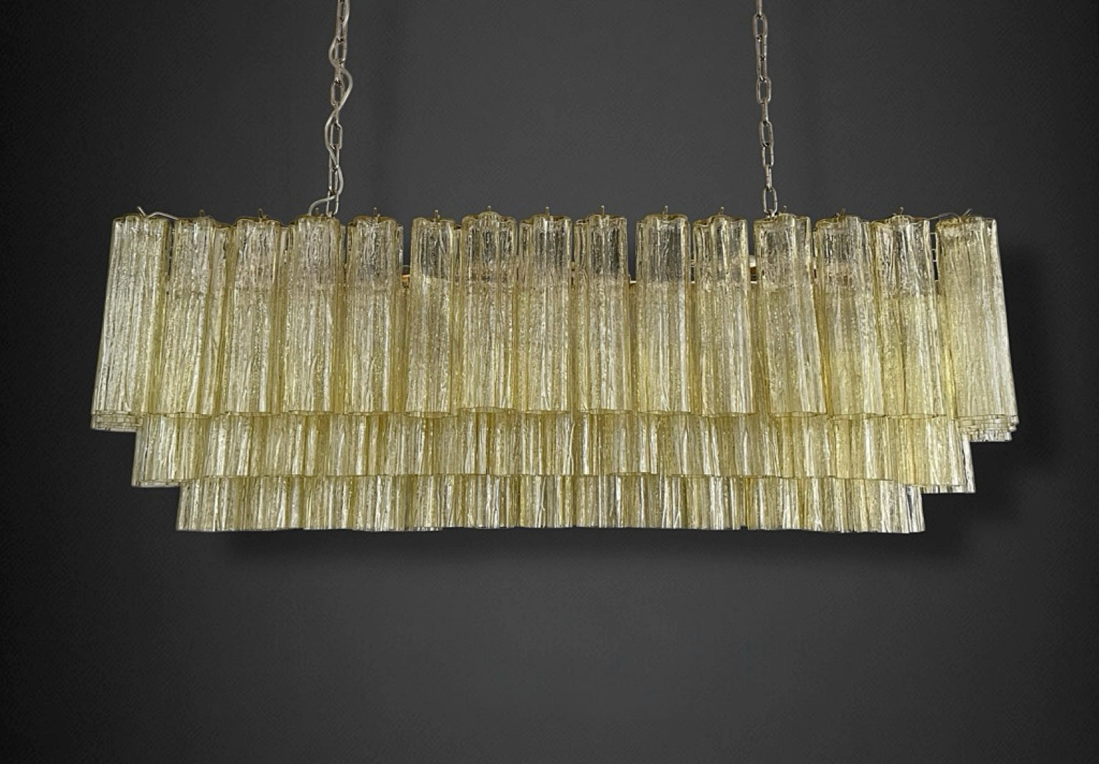 Elegant Murano tube Chandelier – 114 clear amber glasses