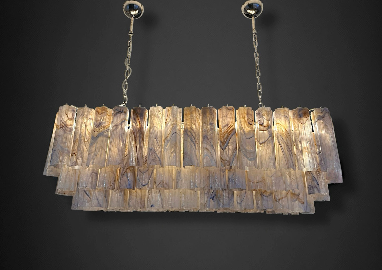 Elegant Murano tube Chandelier – 114 alabaster witeria glasses