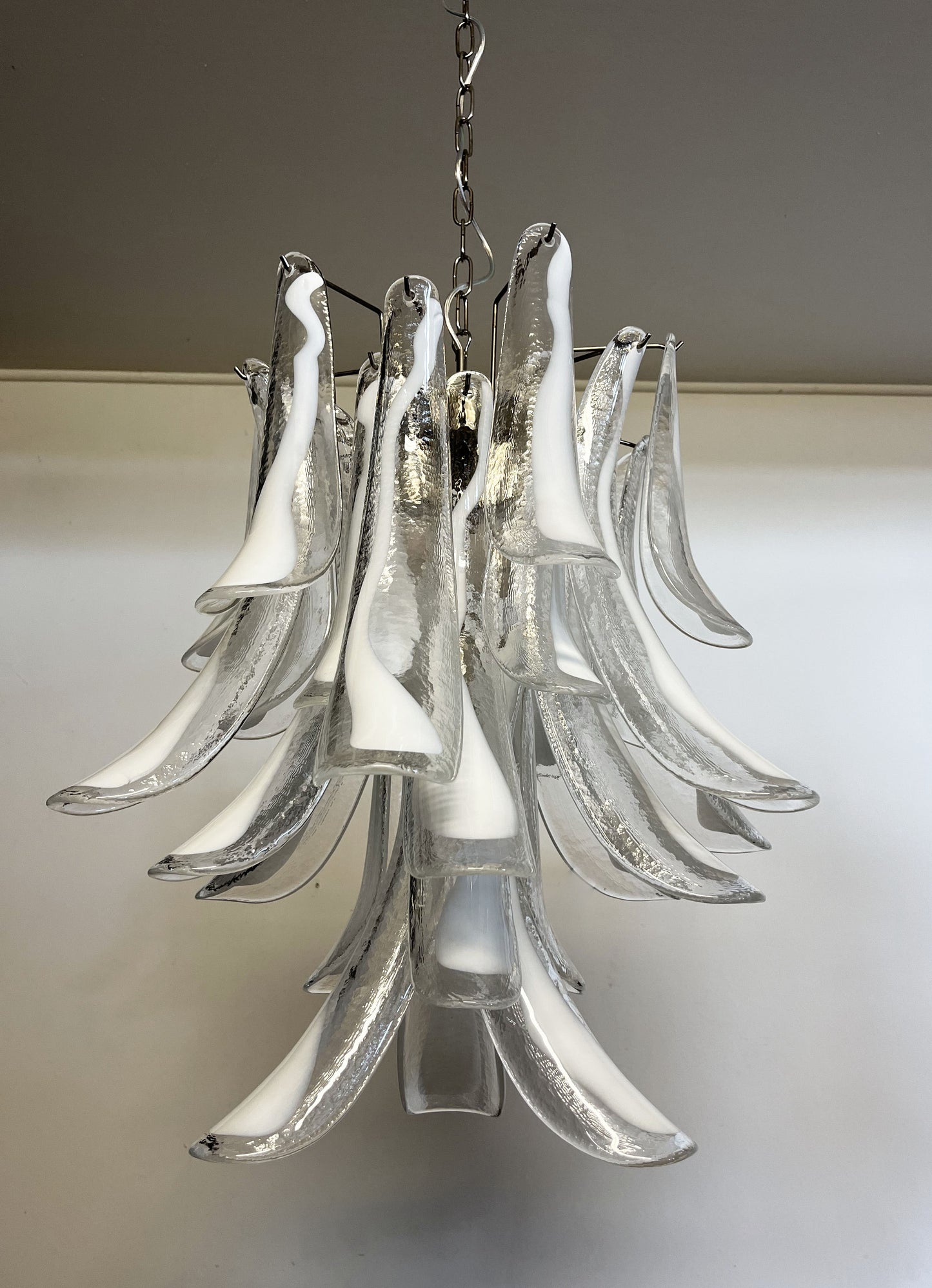 Murano Kroonluchter | 30 Heldere Mazzega Petalen