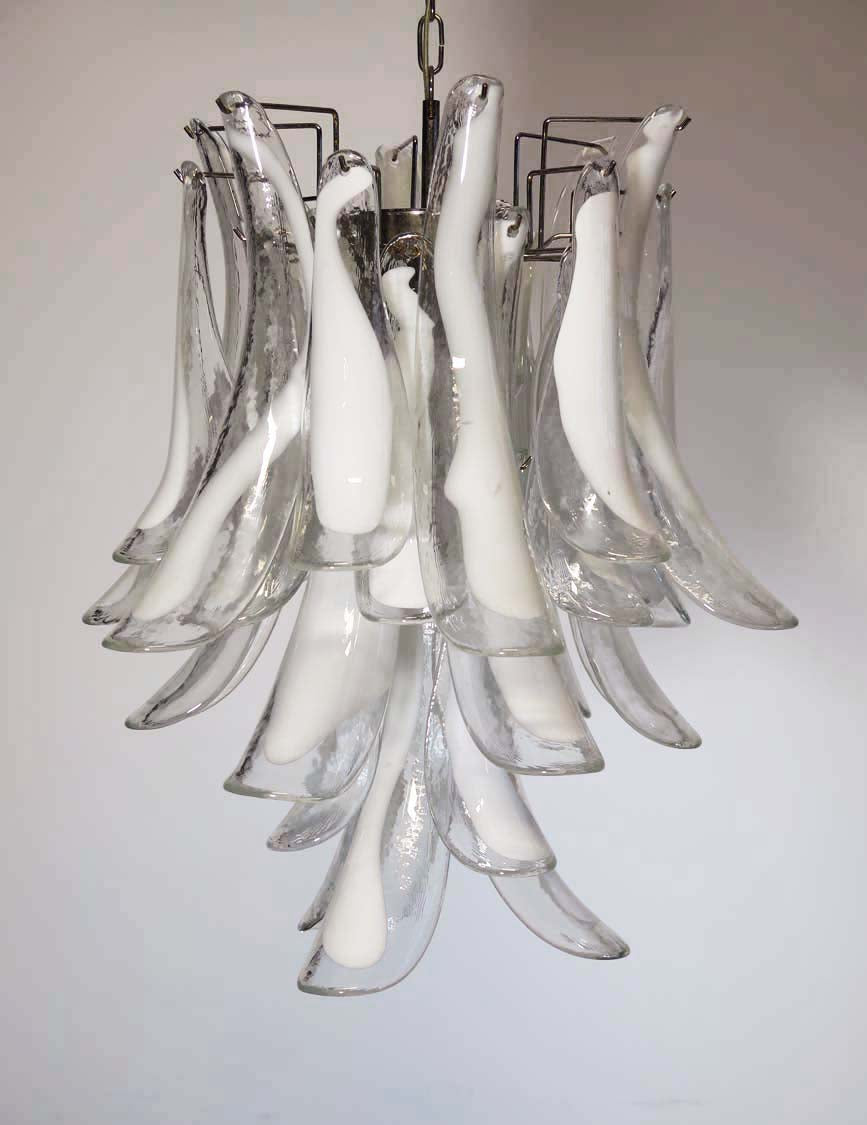 Murano Kroonluchter | 30 Heldere Mazzega Petalen