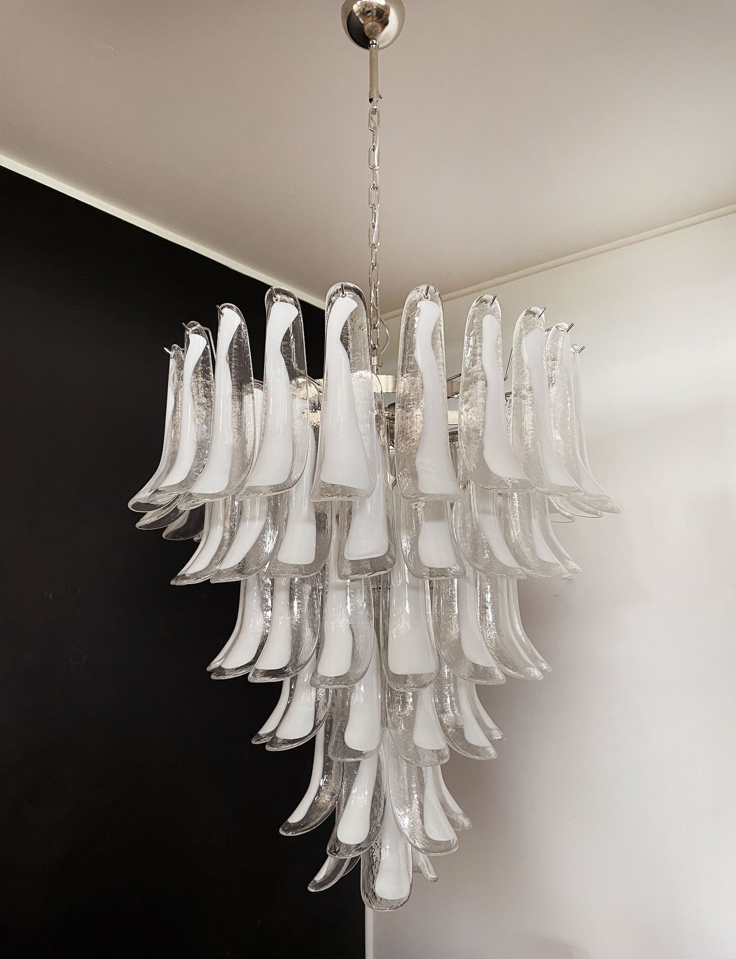 Murano Chandelier | 75 White Petal Glass