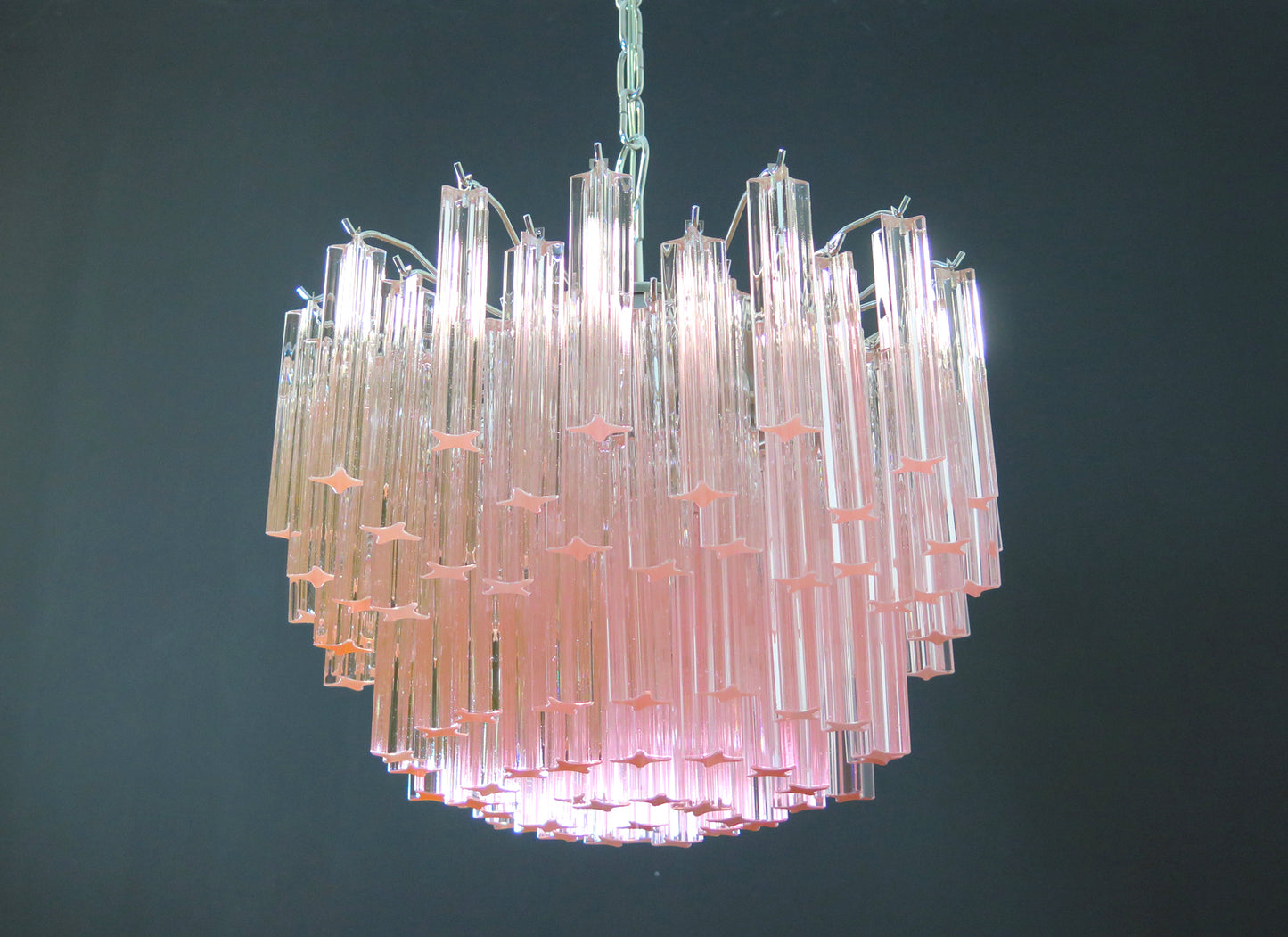 Lampadario Murano | 107 Prisma di Vetro Rosa