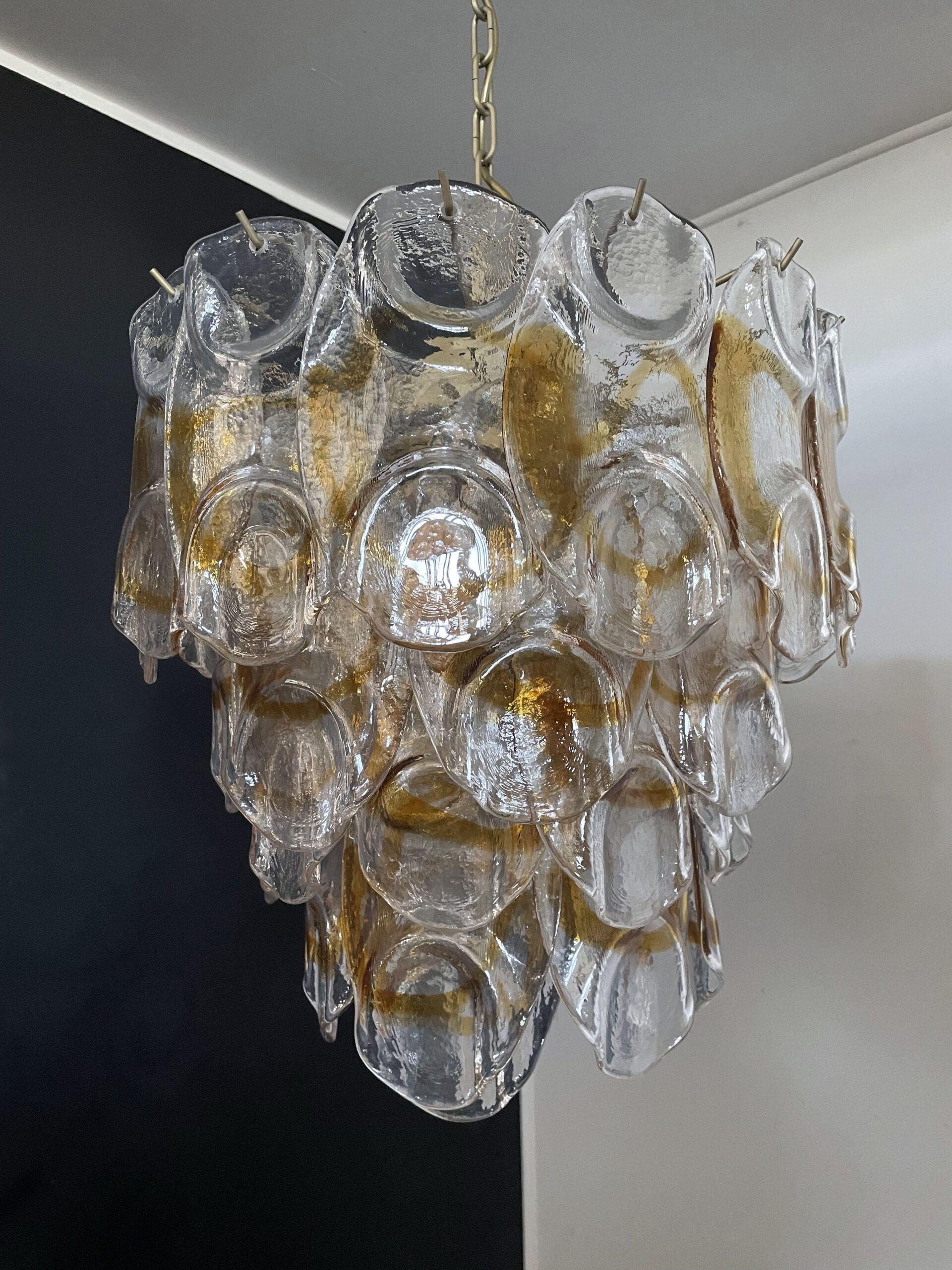 Lustre Murano – 41 Verres Crostoli Jaunes – détail 2 – Murano Classics