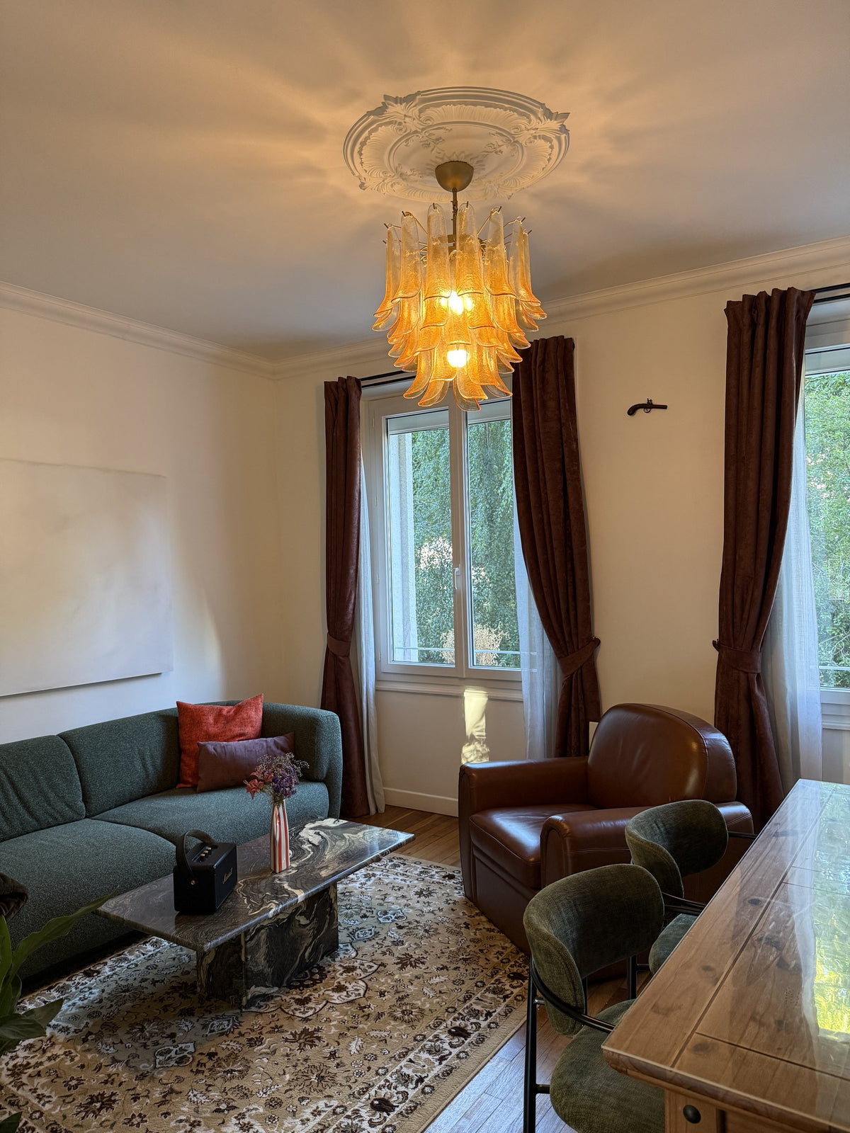 Murano Lysekrone – 41 Gule Konglebladglass – miljøbilde 1 – Murano Classics