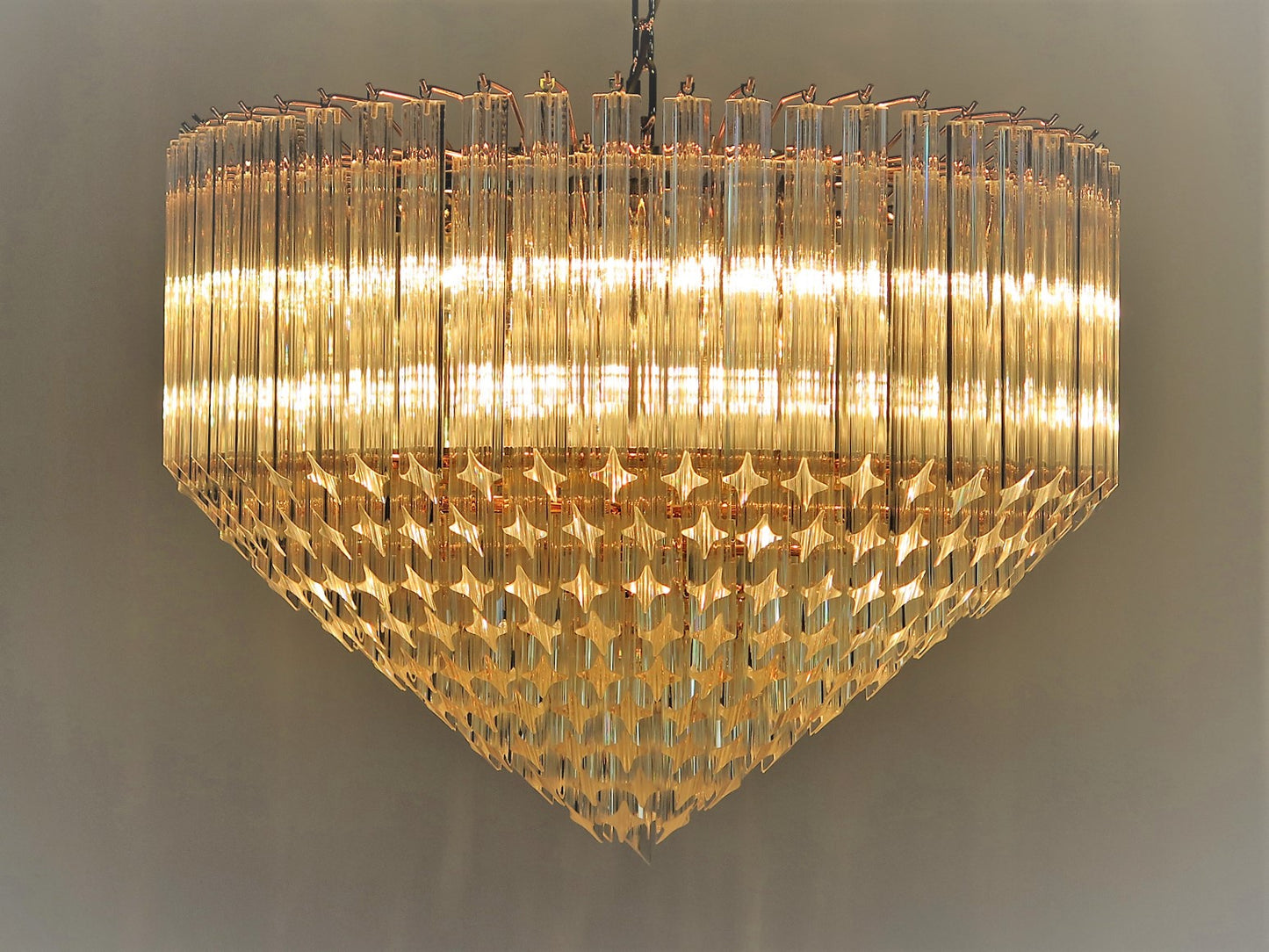 Murano Chandelier | 265 Clear Prism Glasses