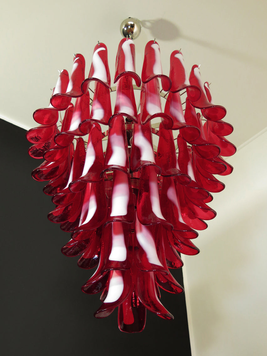 Murano-Kronleuchter | 75 Rote Blütenblattglas