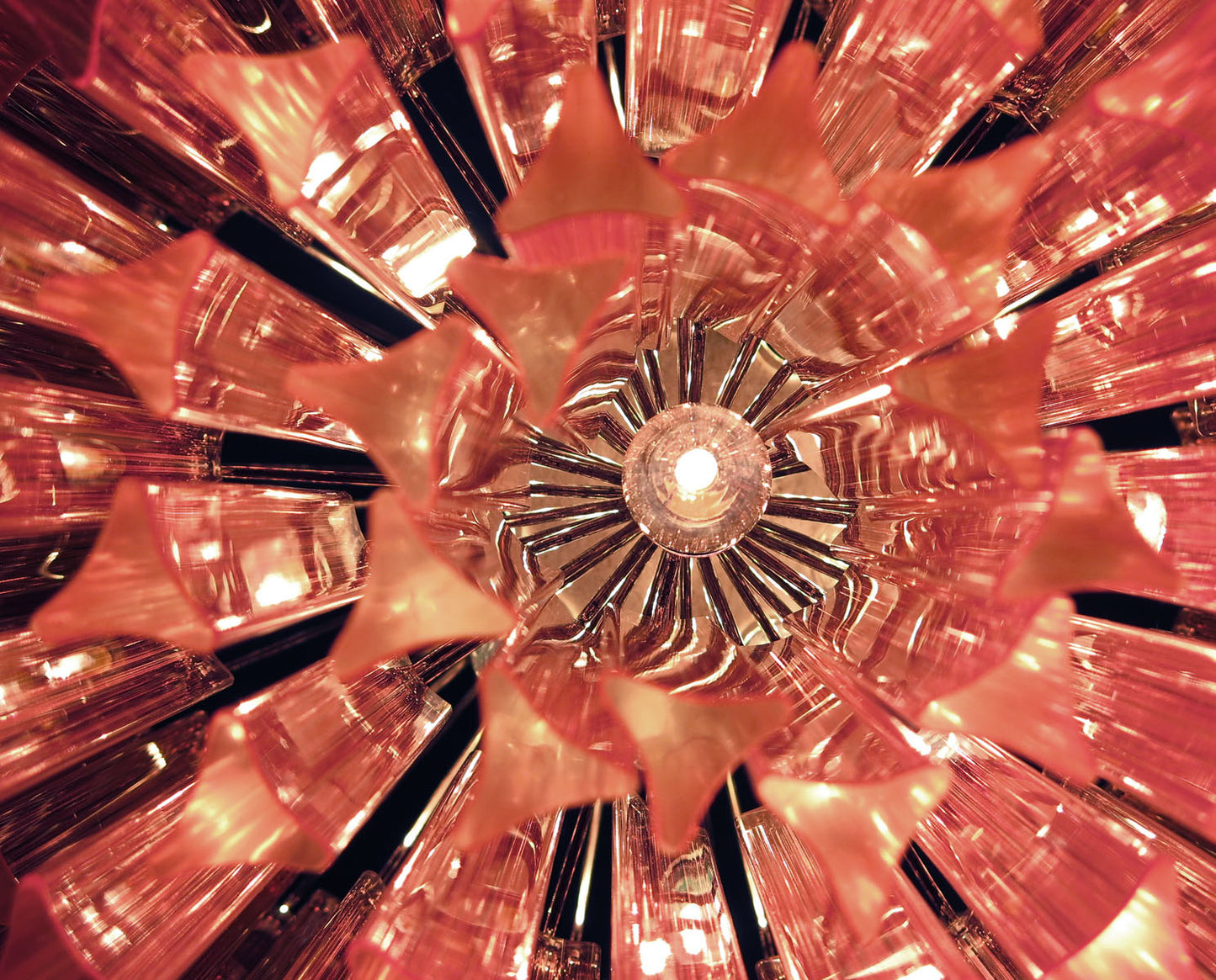 Lampadario Murano | 107 Prisma di Vetro Rosa