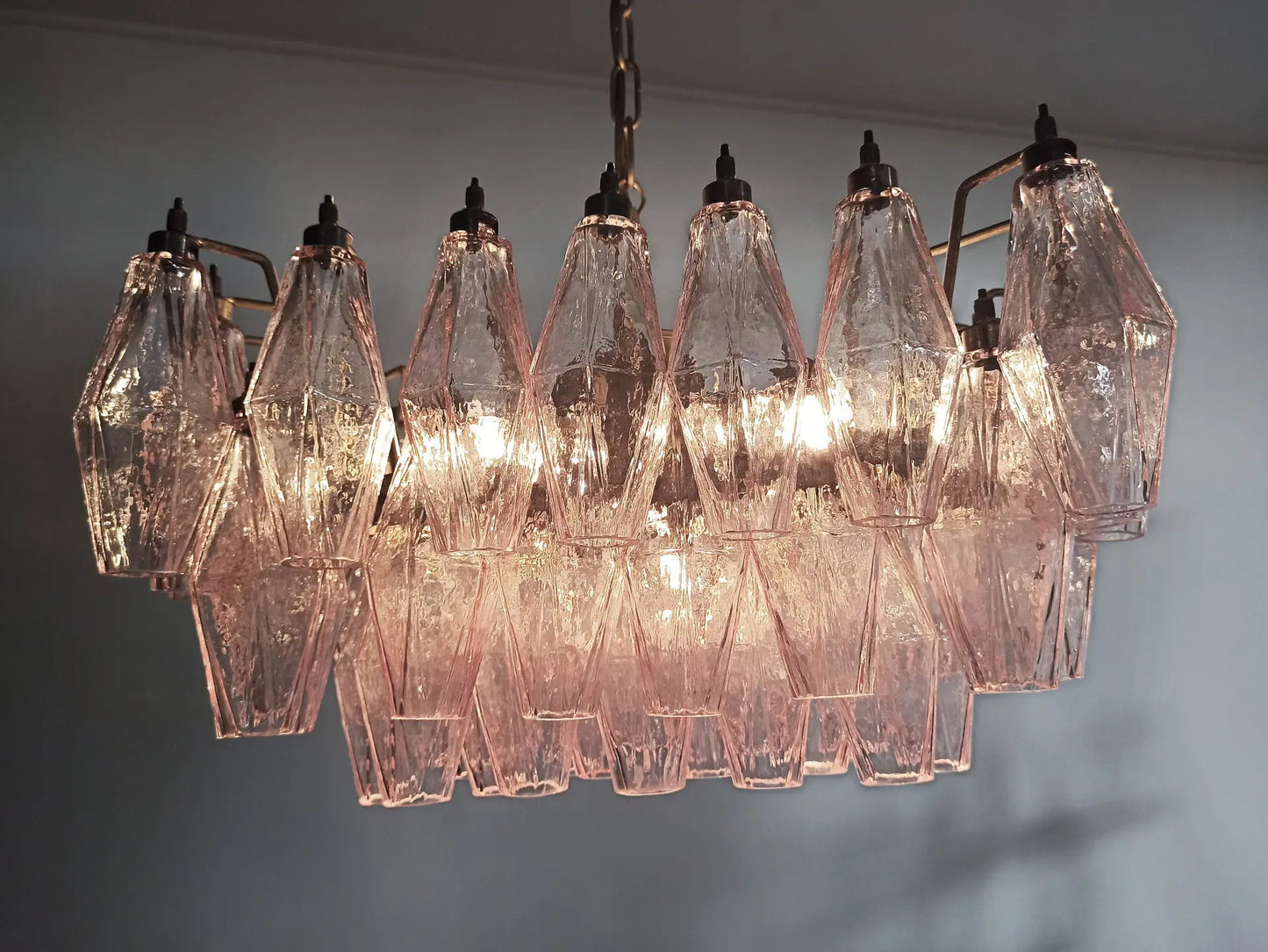 Murano-kroonluchter | 56 Roze Poliedri Glas