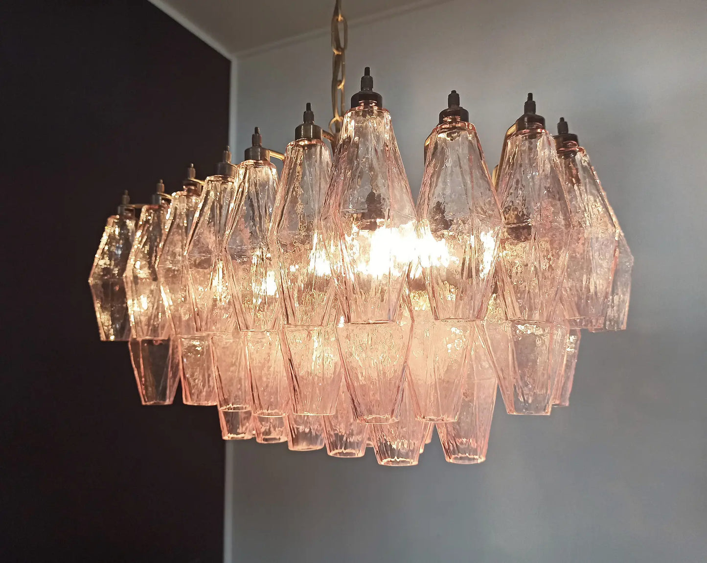 Murano-kroonluchter | 56 Roze Poliedri Glas