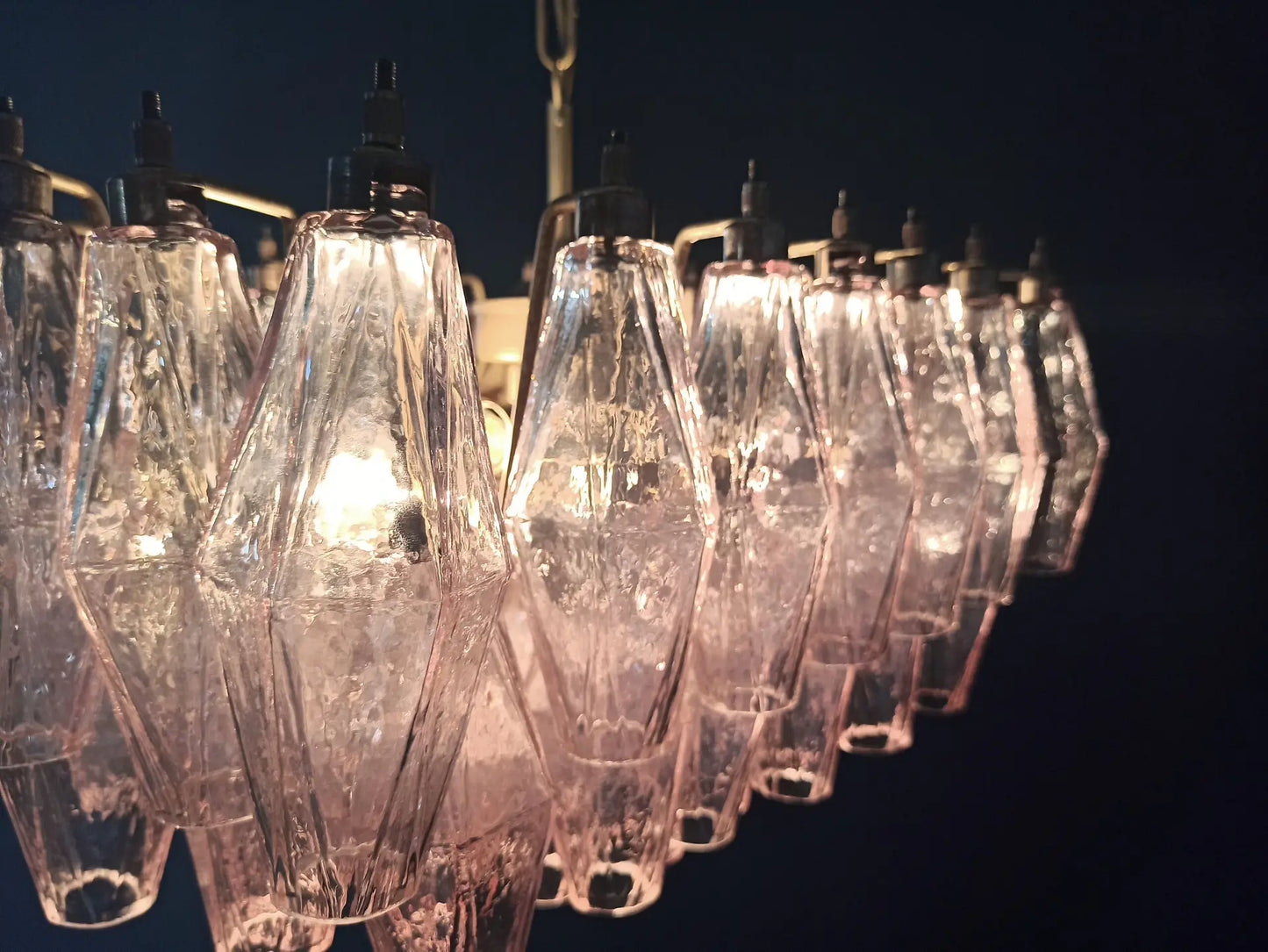Murano-kroonluchter | 56 Roze Poliedri Glas