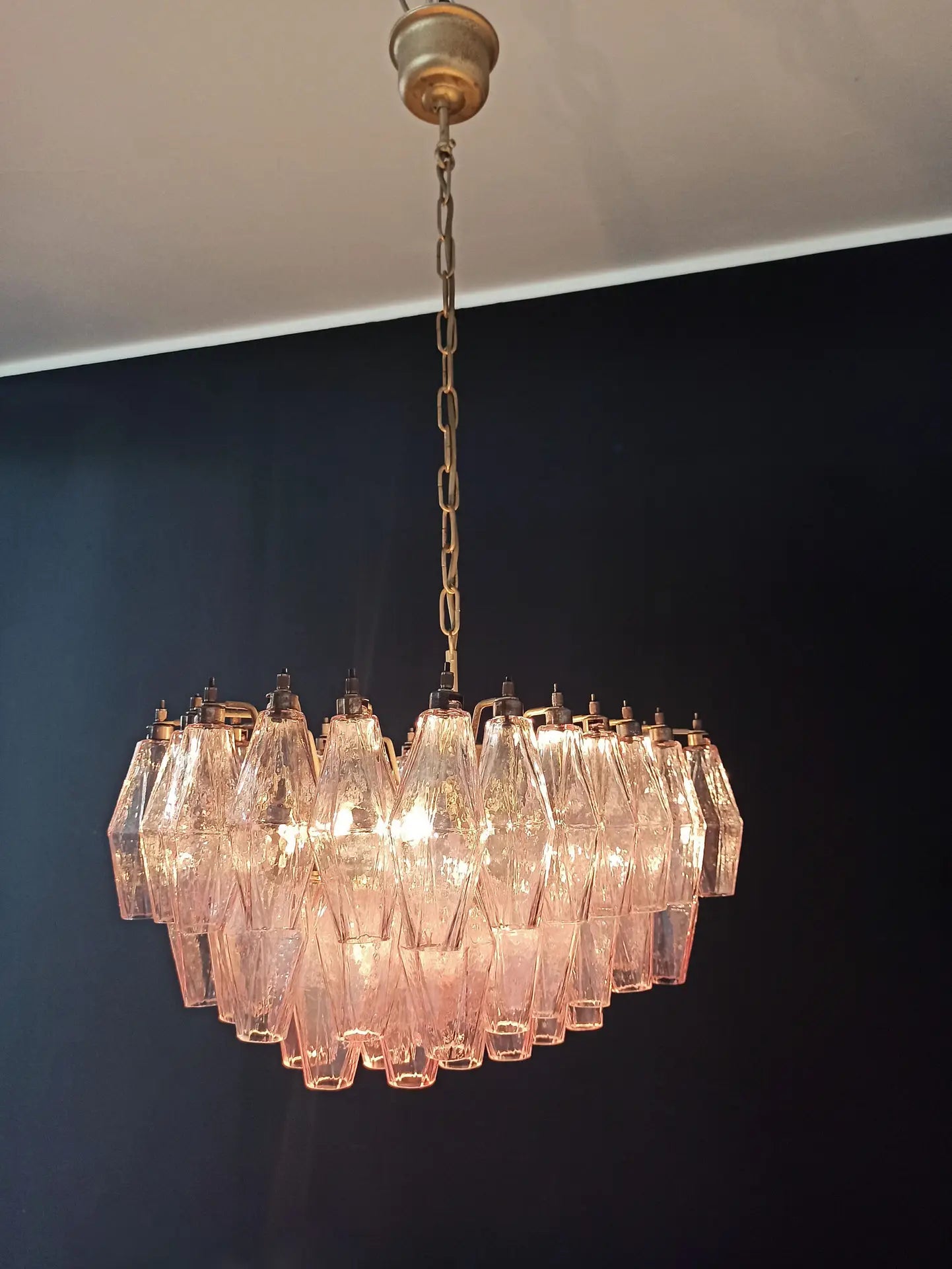 Murano-kroonluchter | 56 Roze Poliedri Glas