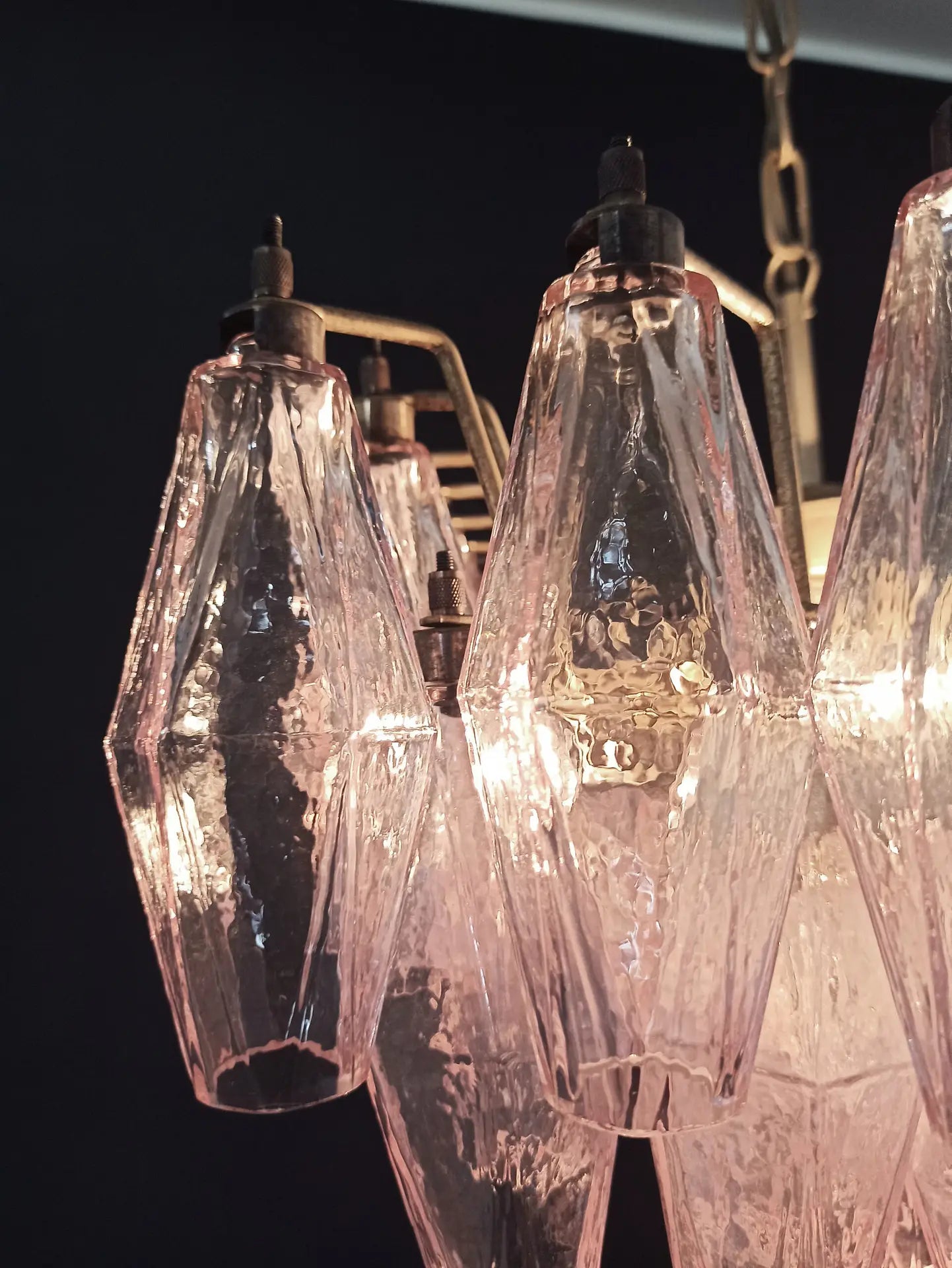 Murano-kroonluchter | 56 Roze Poliedri Glas