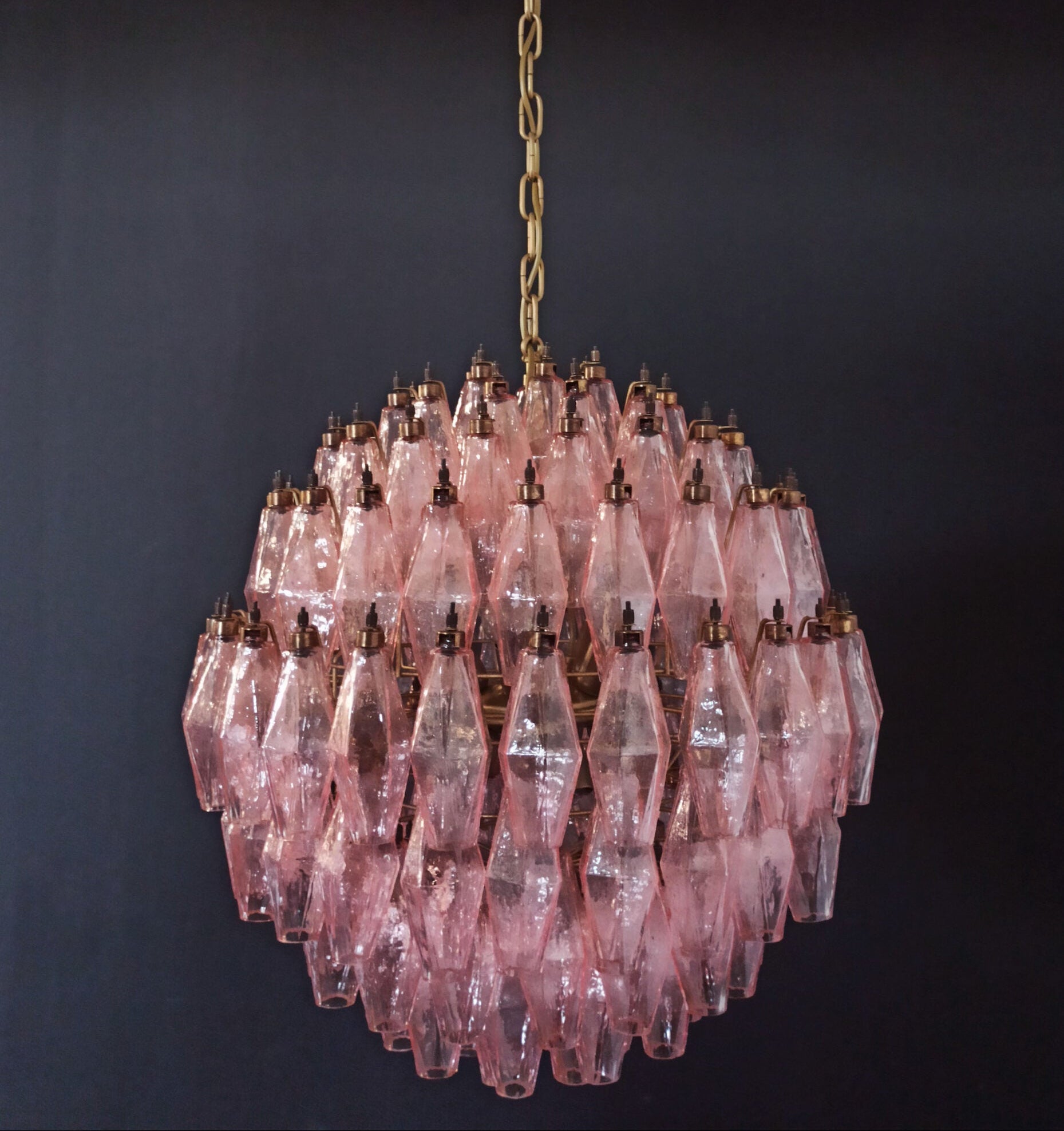Murano Chandelier | 140 Pink Poliedri Glass