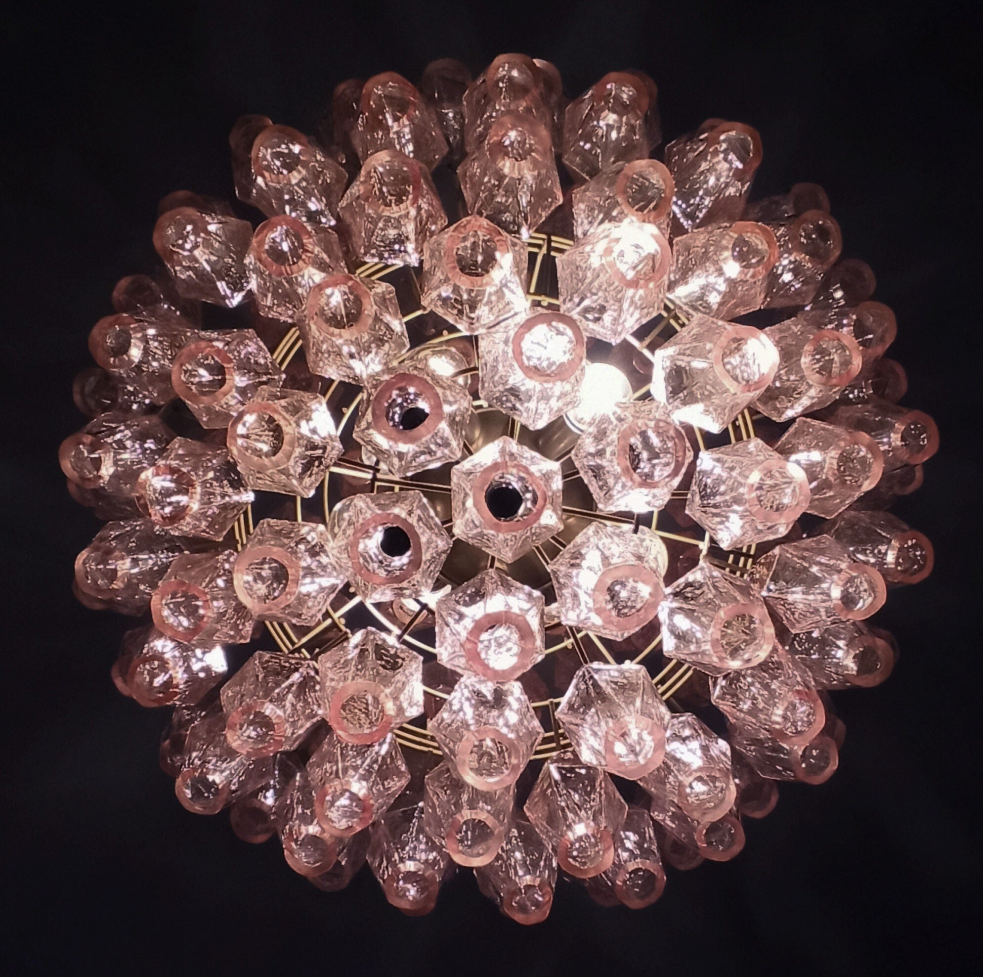 Murano Chandelier | 140 Pink Poliedri Glass