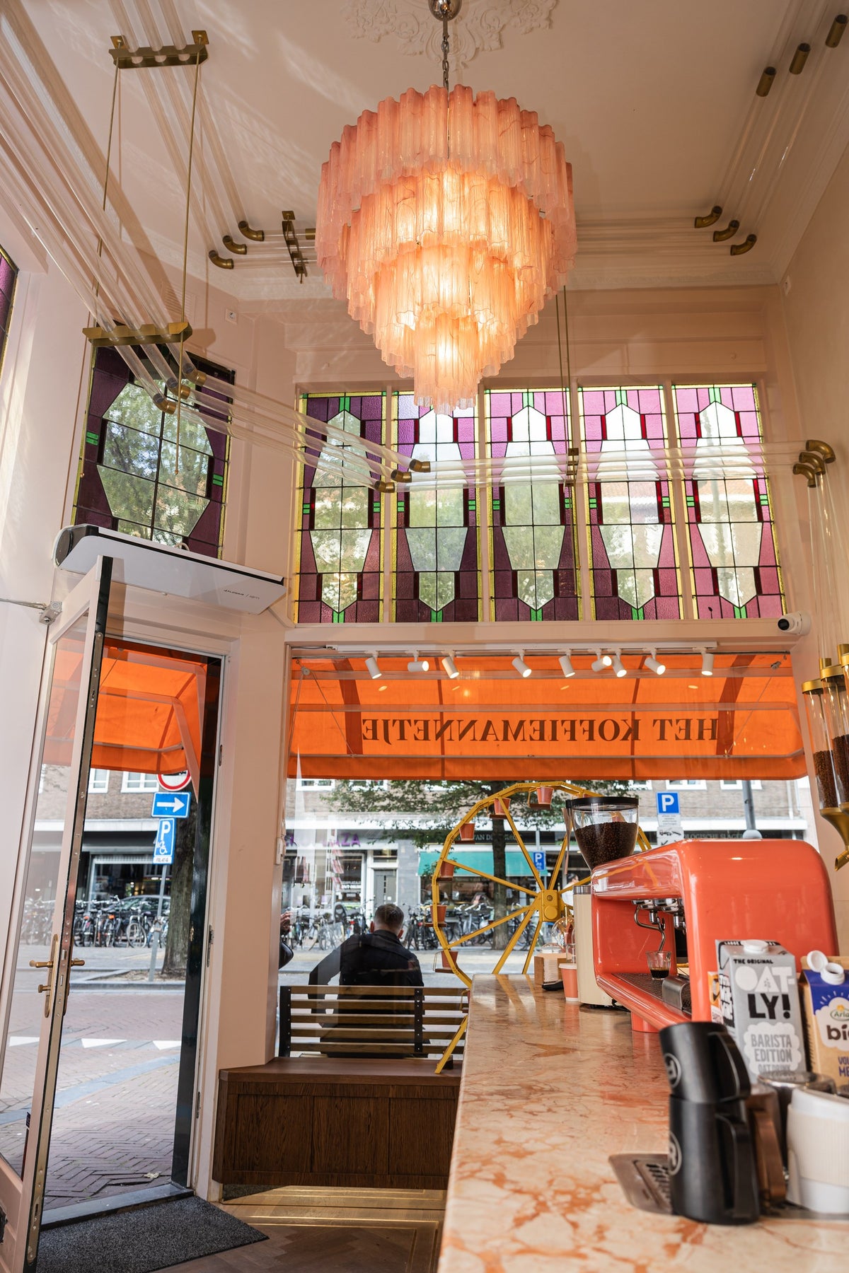 Murano Lysekrone – 78 Rosa Alabaster Glassrør – miljøbilde 4 – Murano Classics