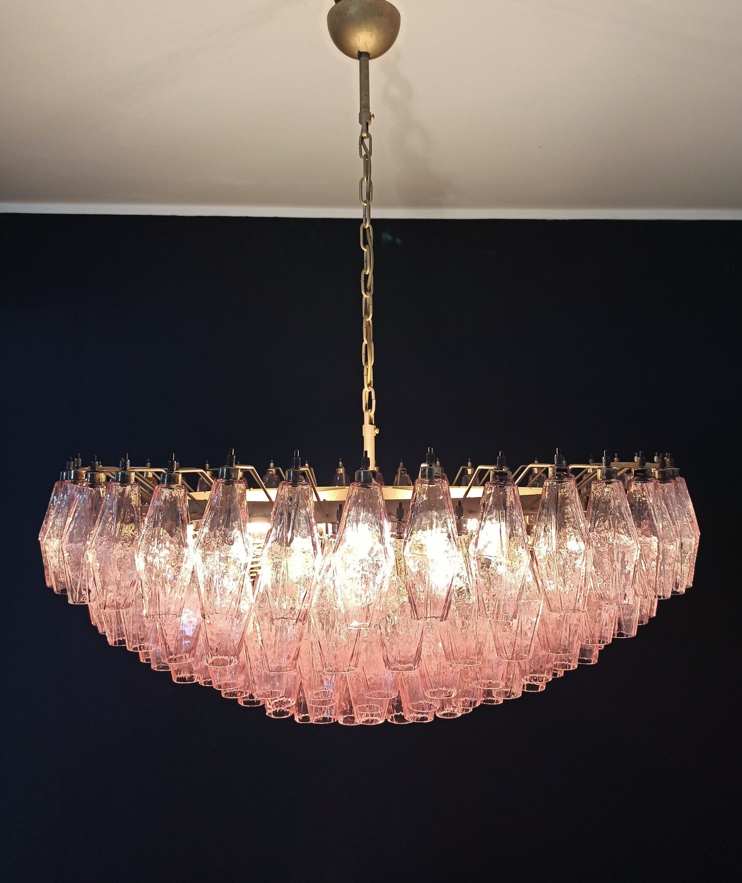 Lampadario Murano | 185 Poliedri in Vetro Rosa