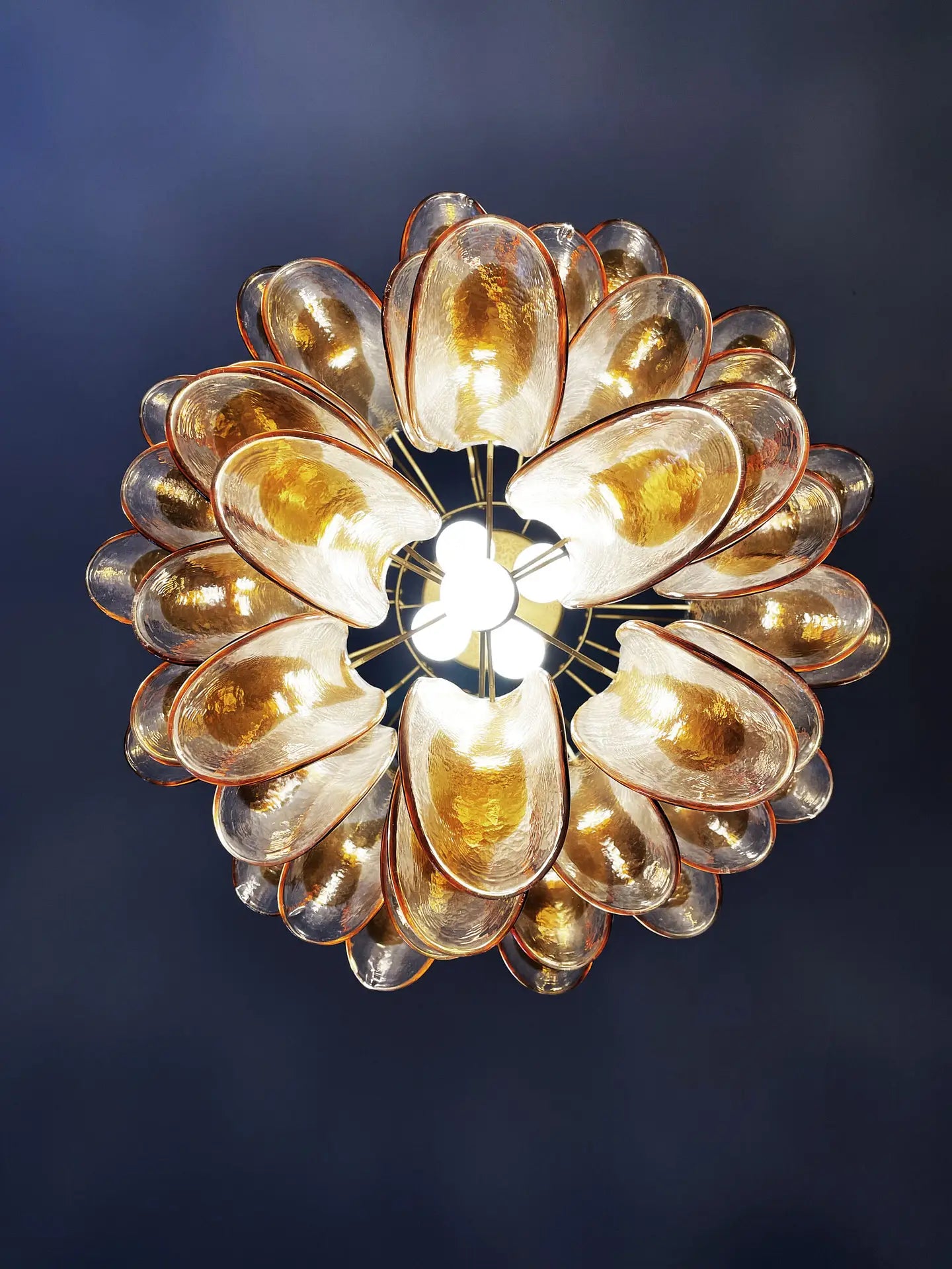 Murano Kroonluchter – 41 Gele Bloemblaadjeglas – detail 9 – Murano Classics