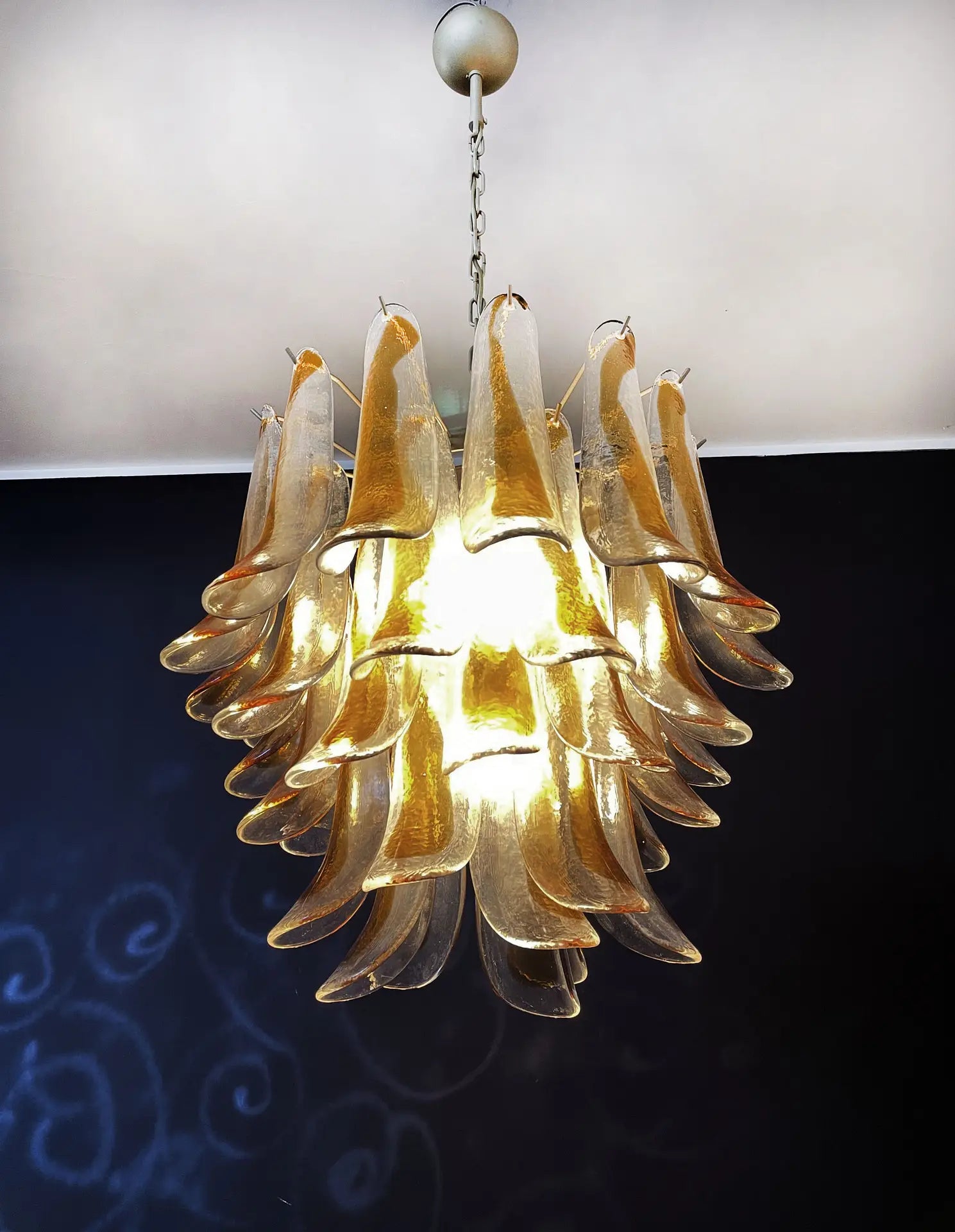 Murano Kroonluchter – 41 Gele Bloemblaadjeglas – detail 8 – Murano Classics