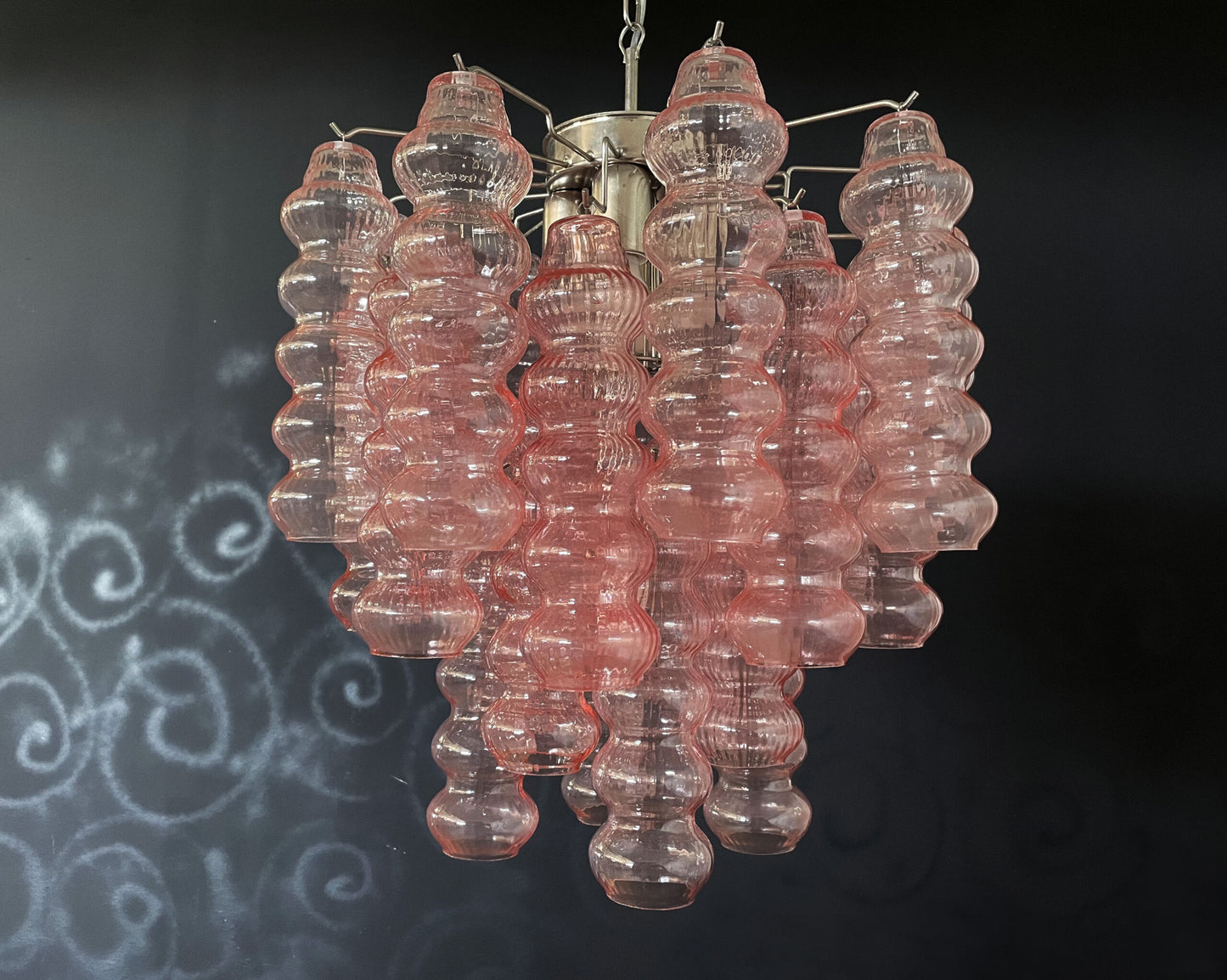 Lampadario Murano | 26 Tubo di Vetro Rosa