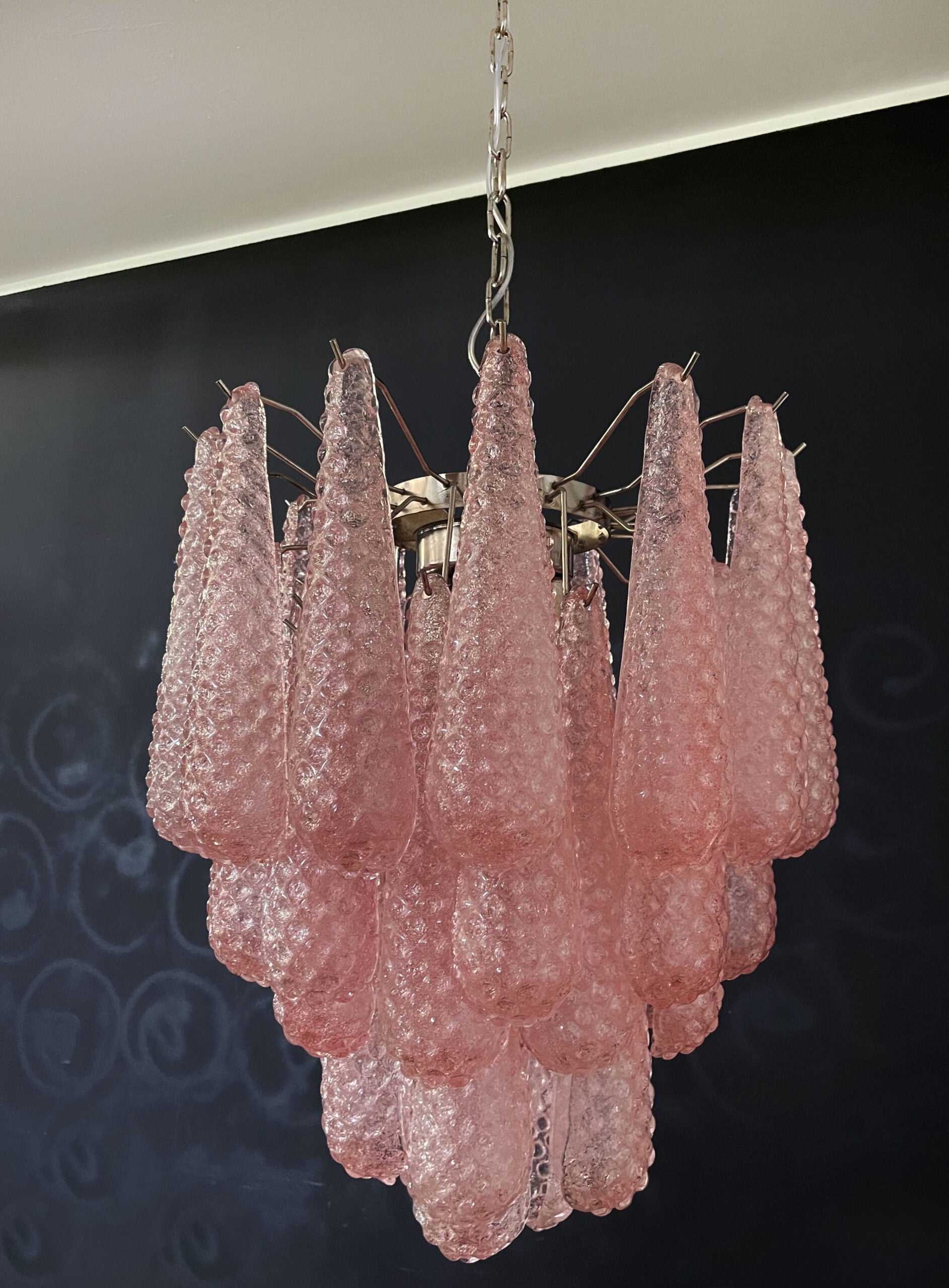 Murano Kroonluchter – 41 Roze Druppelglas – detail 3 – Murano Classics