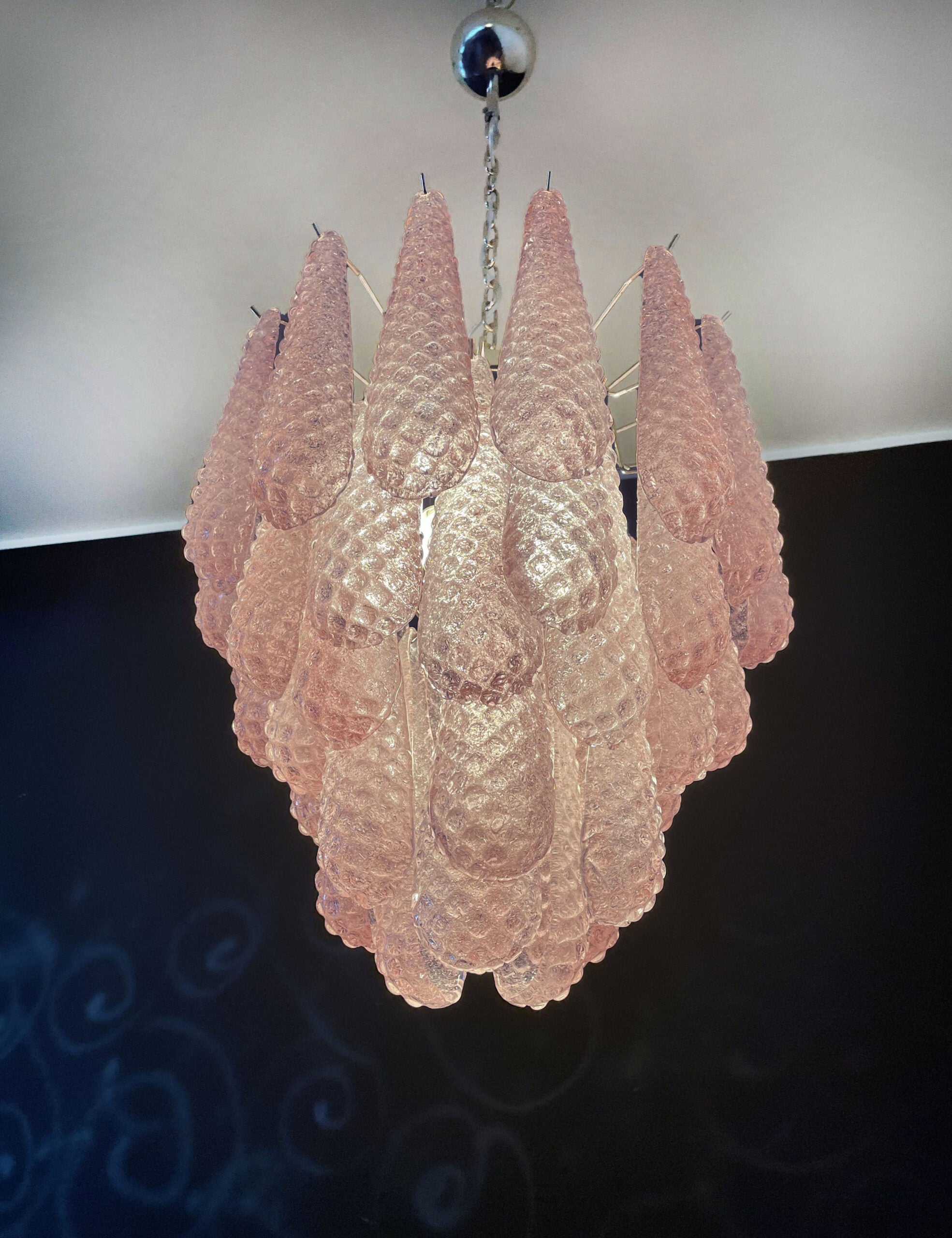 Murano Lysekrone – 41 Rosa Dråpeglass – Murano Classics