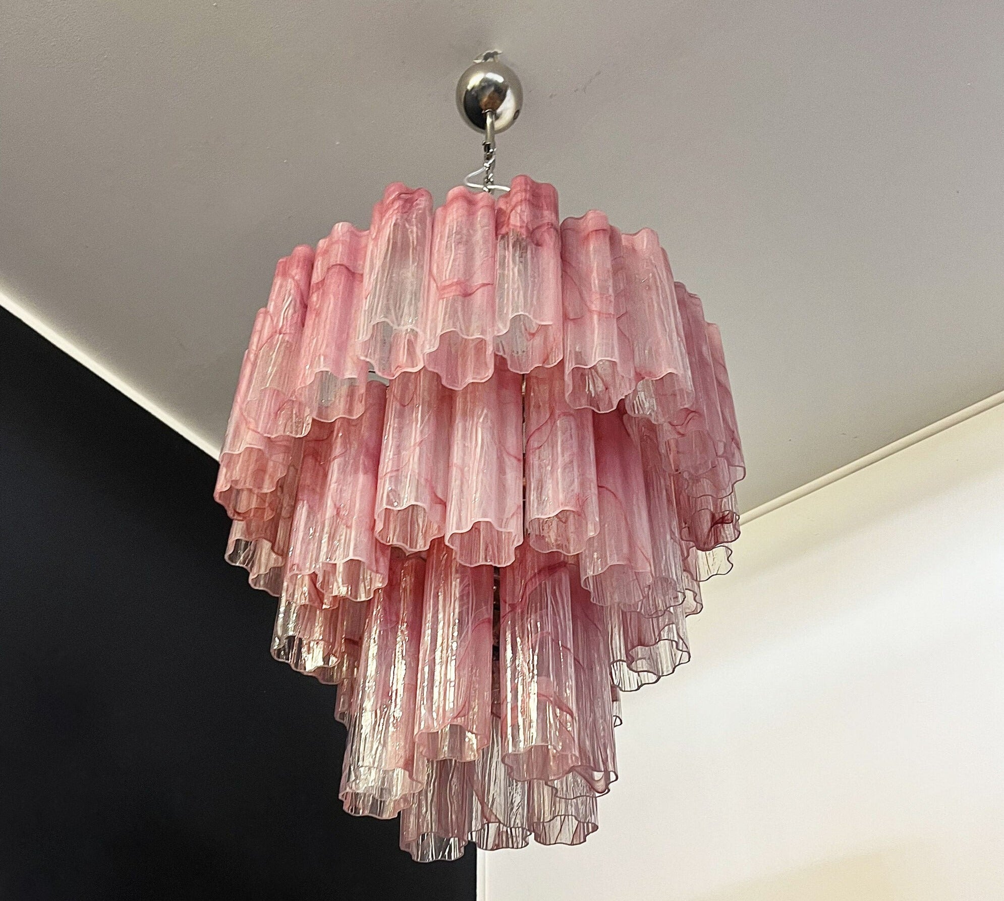Murano Chandelier – 48 Pink Alabaster Glass Tubes – detail 3 – Murano Classics