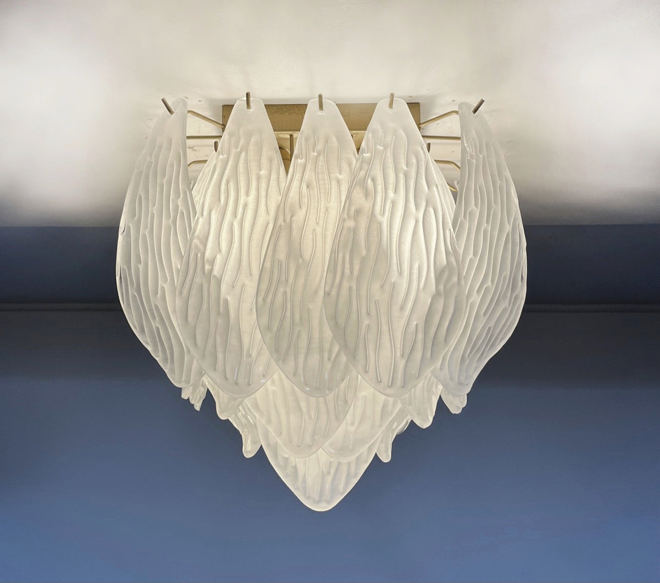 Murano Chandelier – 32 Yellow Petal Glass – detail 2 – Murano Classics