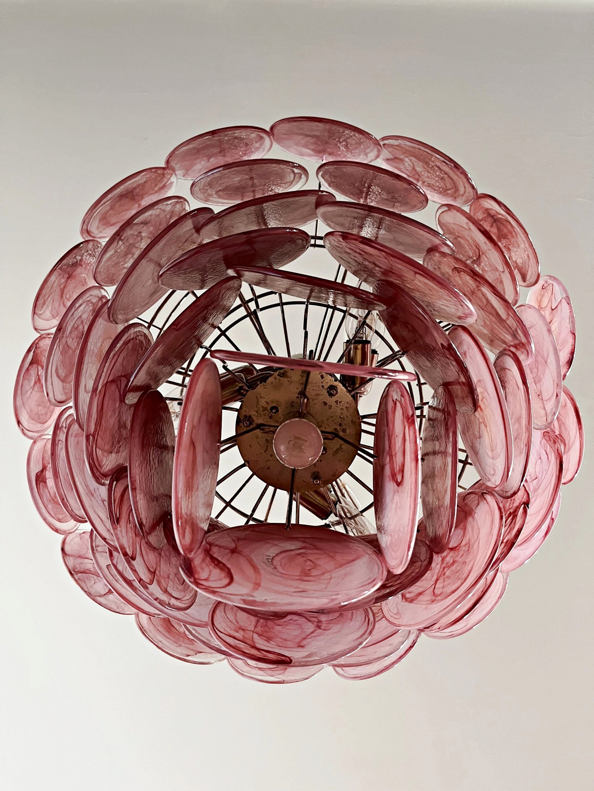 Lampadario Murano – 57 Vetri a Dischi Rosa – dettaglio 1 – Murano Classics