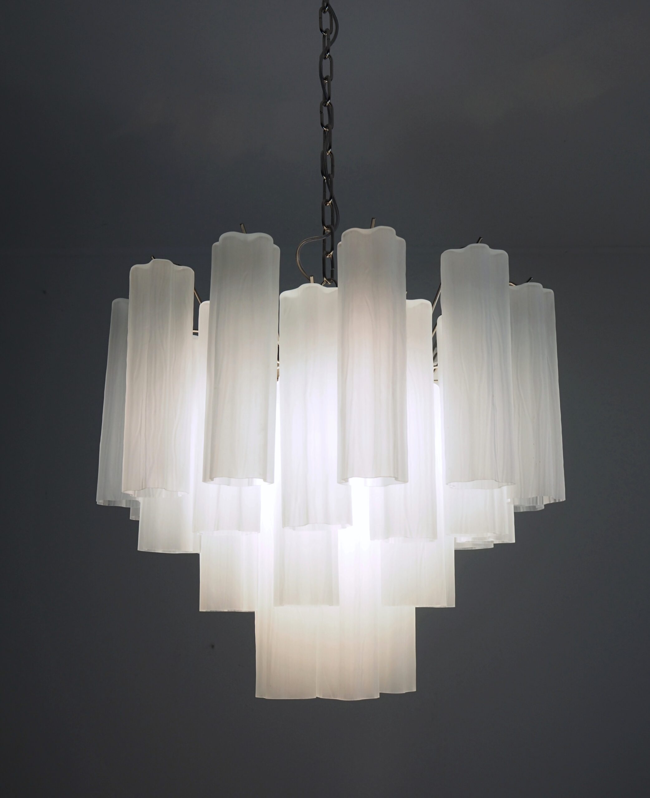 Murano Chandelier – 36 Matte White Glass Tubes – detail 2 – Murano Classics