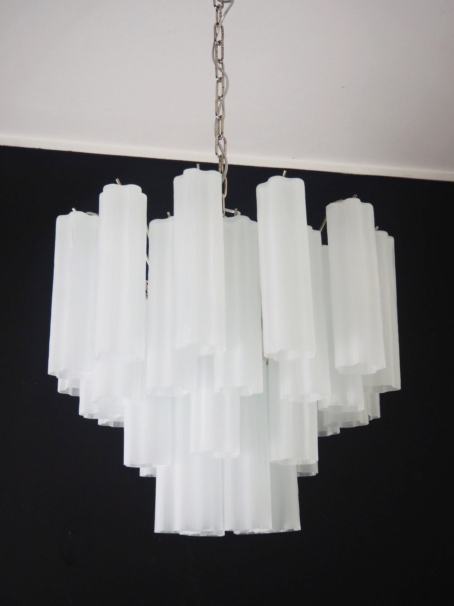 Lustre Murano | 36 Tubes en Verre Blanc Mat