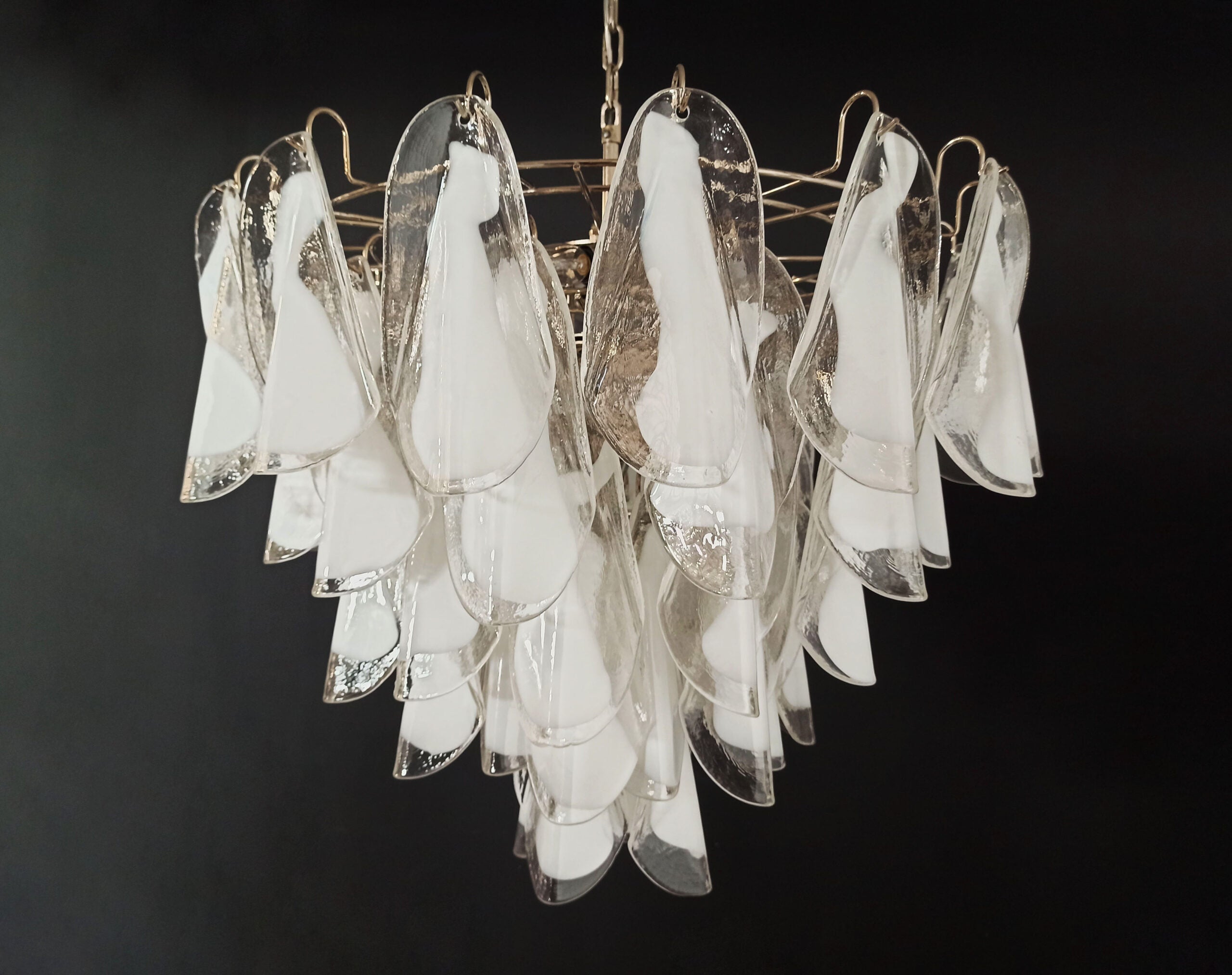 Murano Lysekrone – 57 Hvite Klare Rondiniglass – detalj 5 – Murano Classics