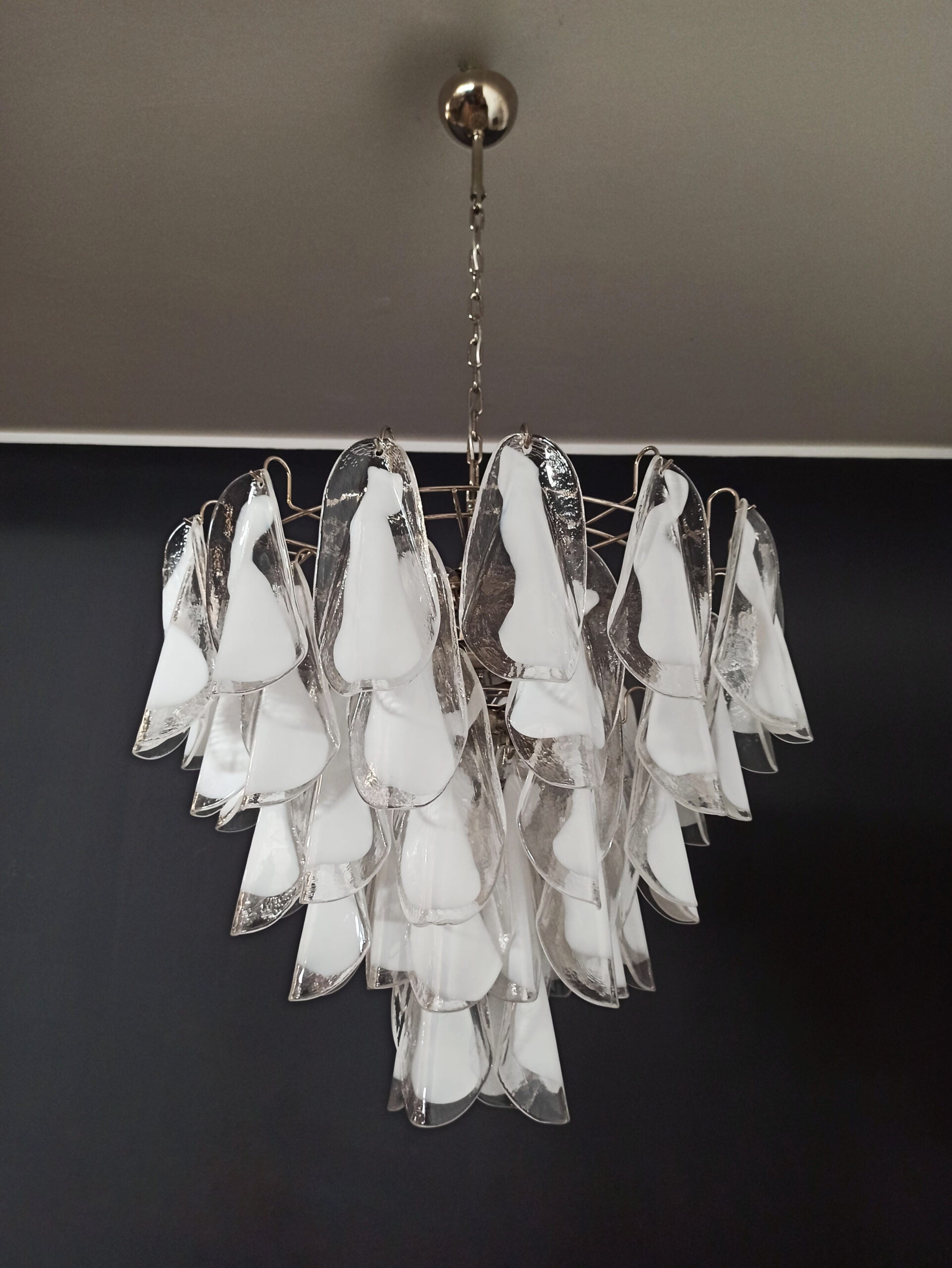 Murano Lysekrone – 57 Hvite Klare Rondiniglass – detalj 7 – Murano Classics